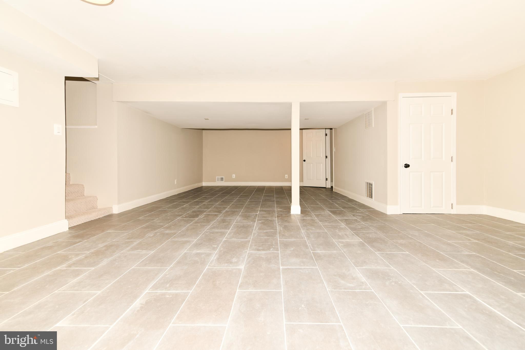 DORCHESTER ESTATES - Residential