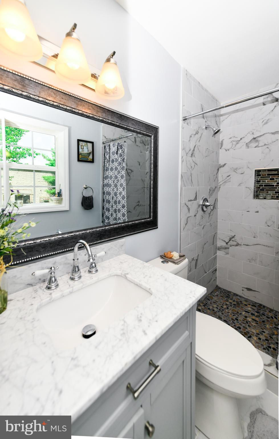 DORCHESTER ESTATES - Residential