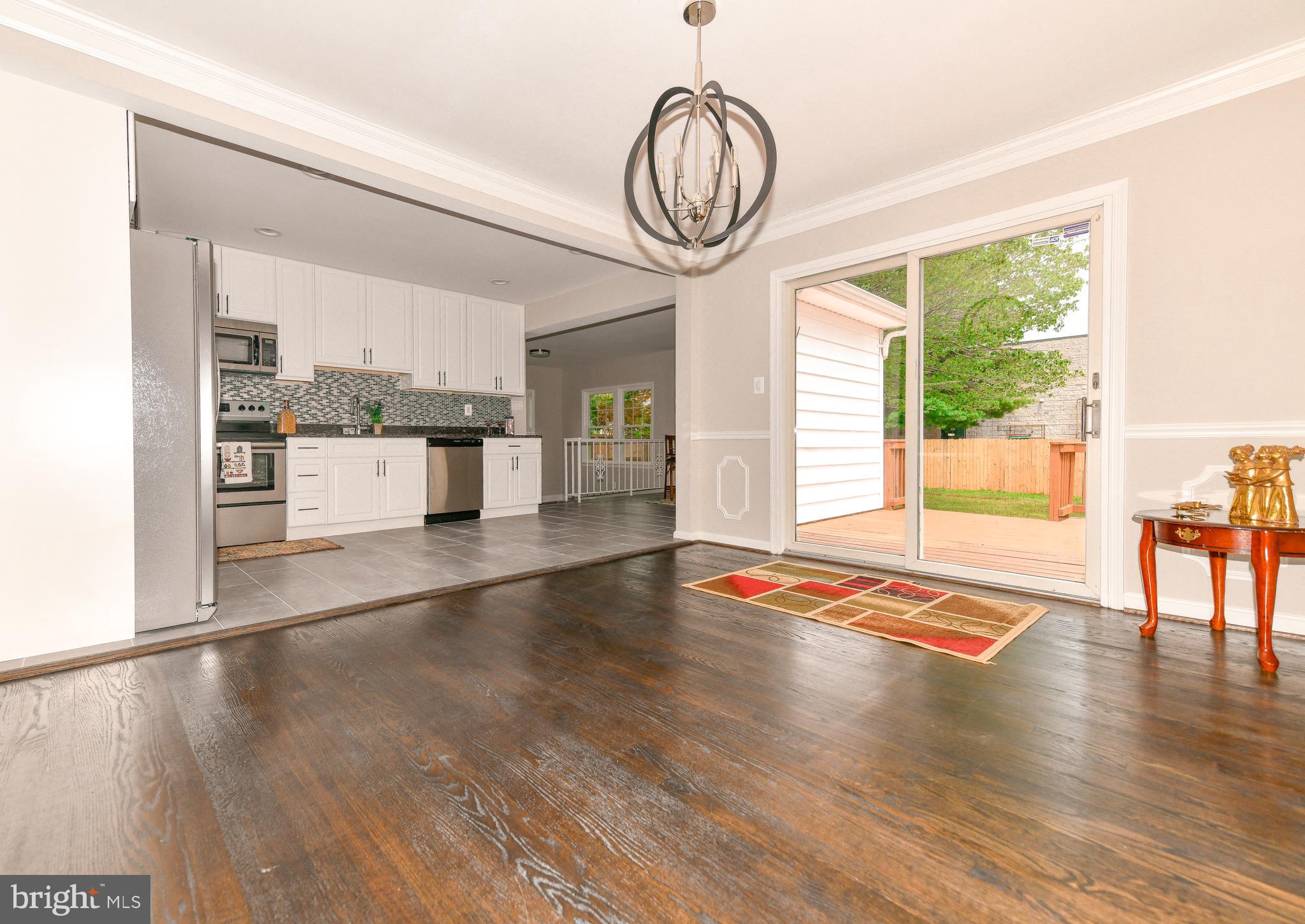 DORCHESTER ESTATES - Residential