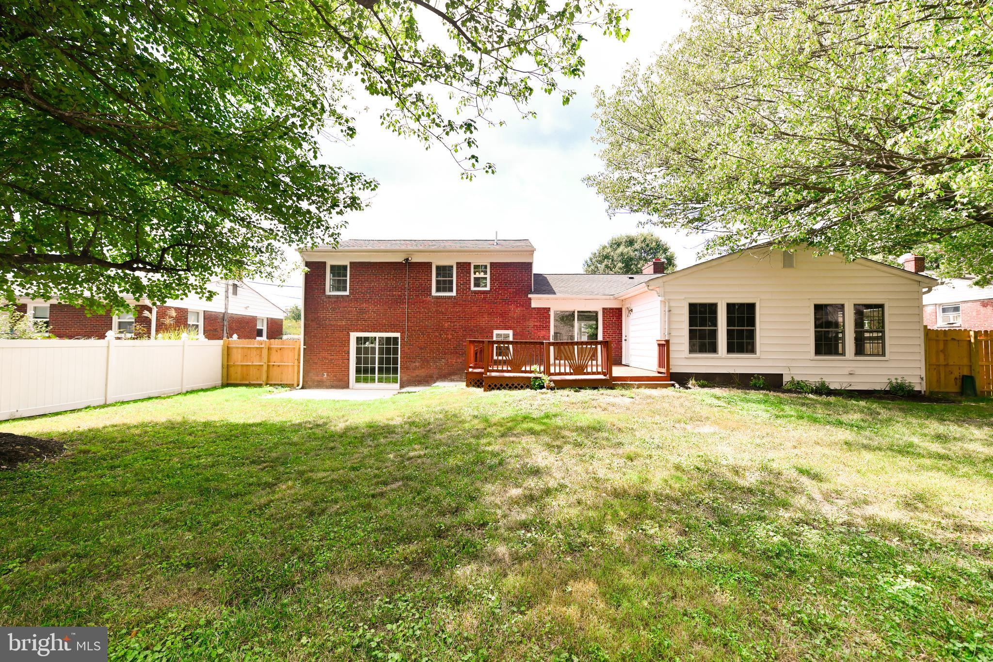 DORCHESTER ESTATES - Residential