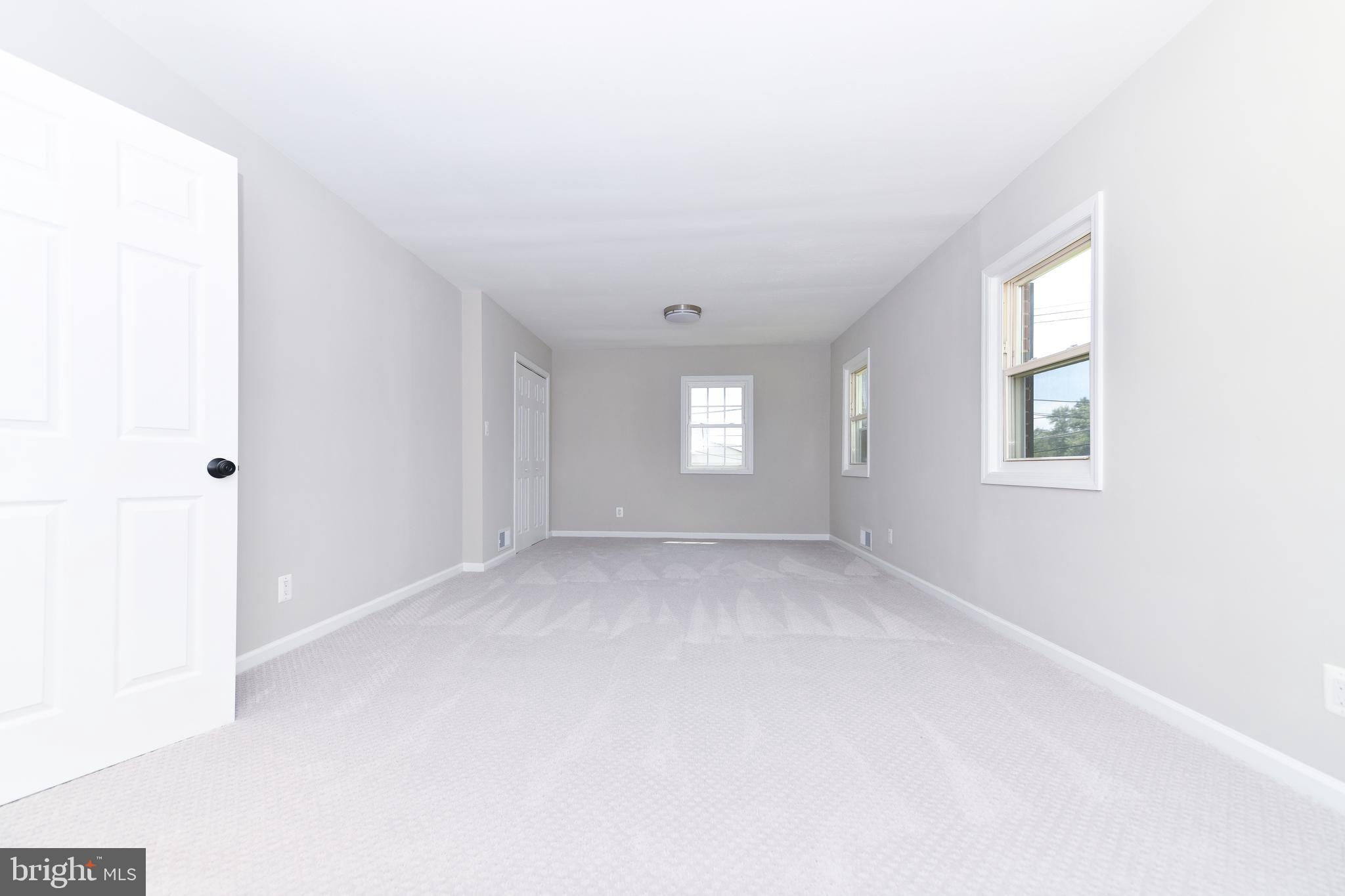 DORCHESTER ESTATES - Residential