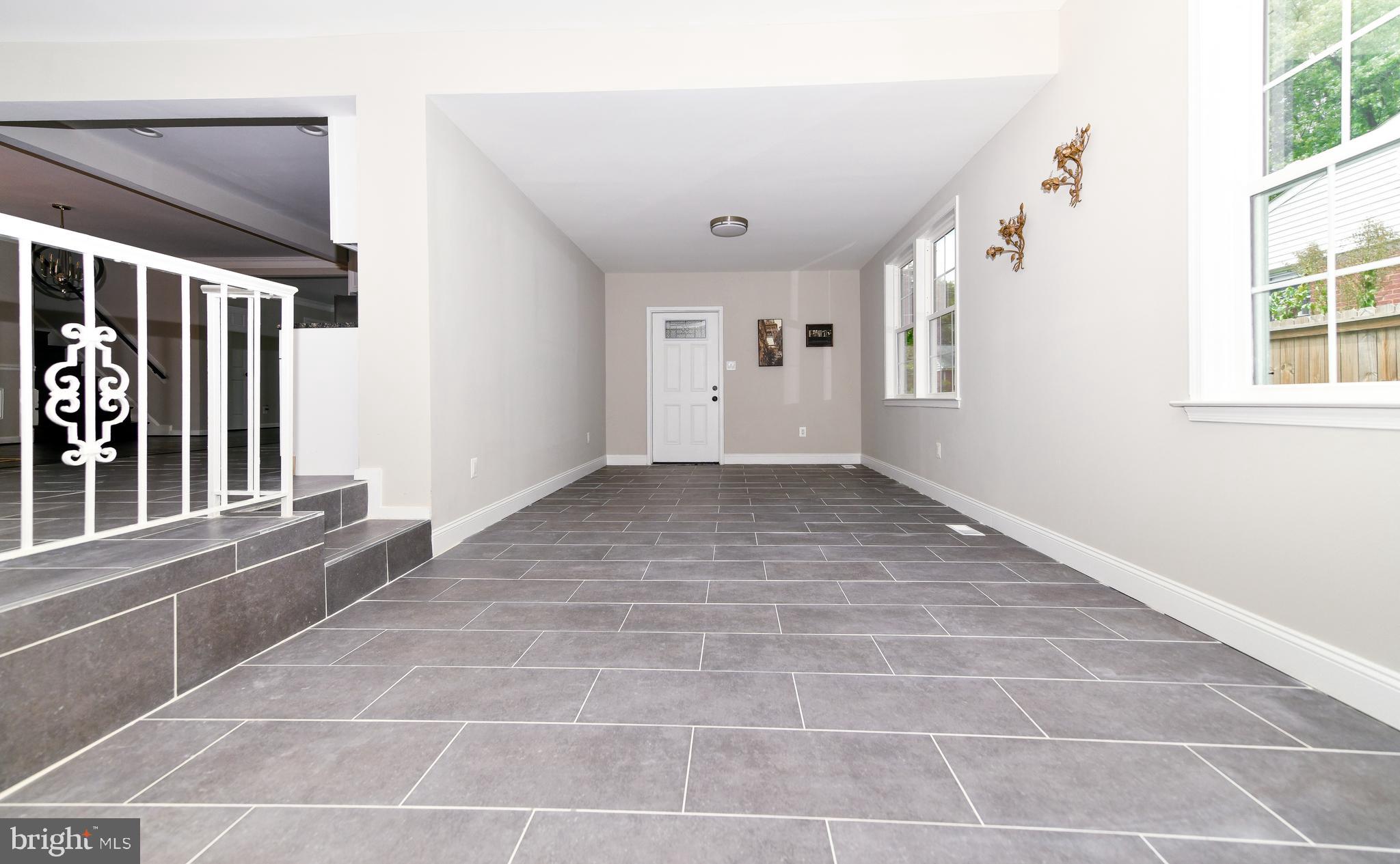 DORCHESTER ESTATES - Residential