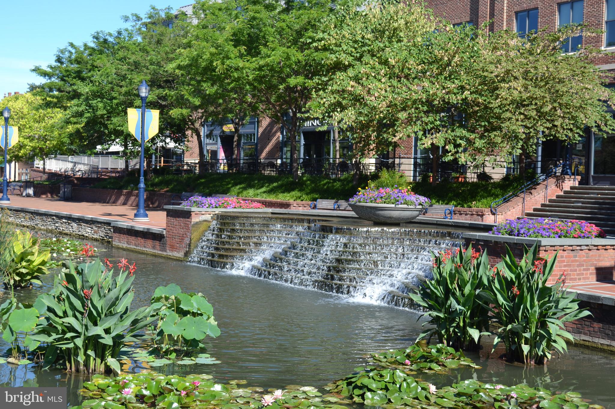 CRESTWOOD VILLAGE - Residential