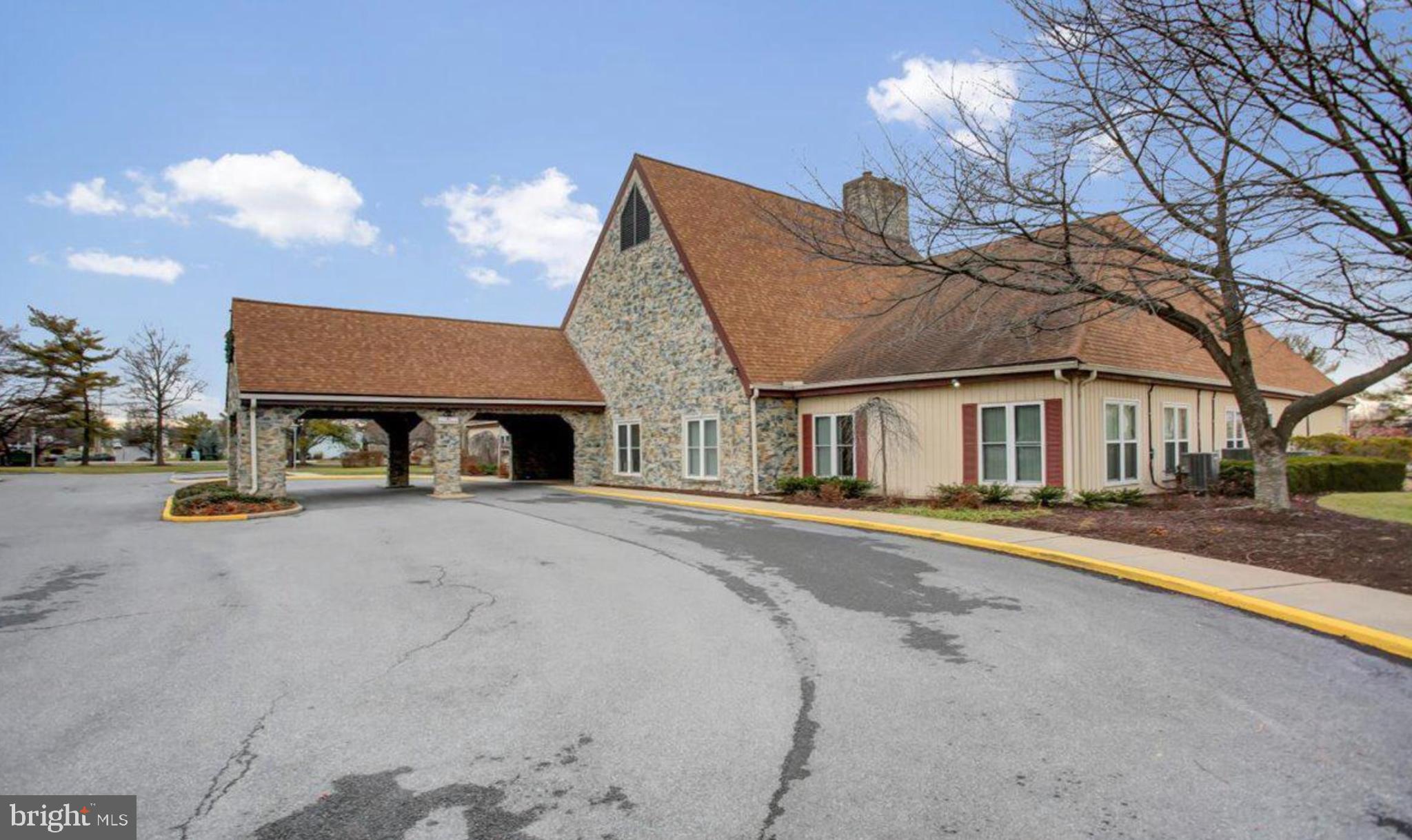 CRESTWOOD VILLAGE - Residential