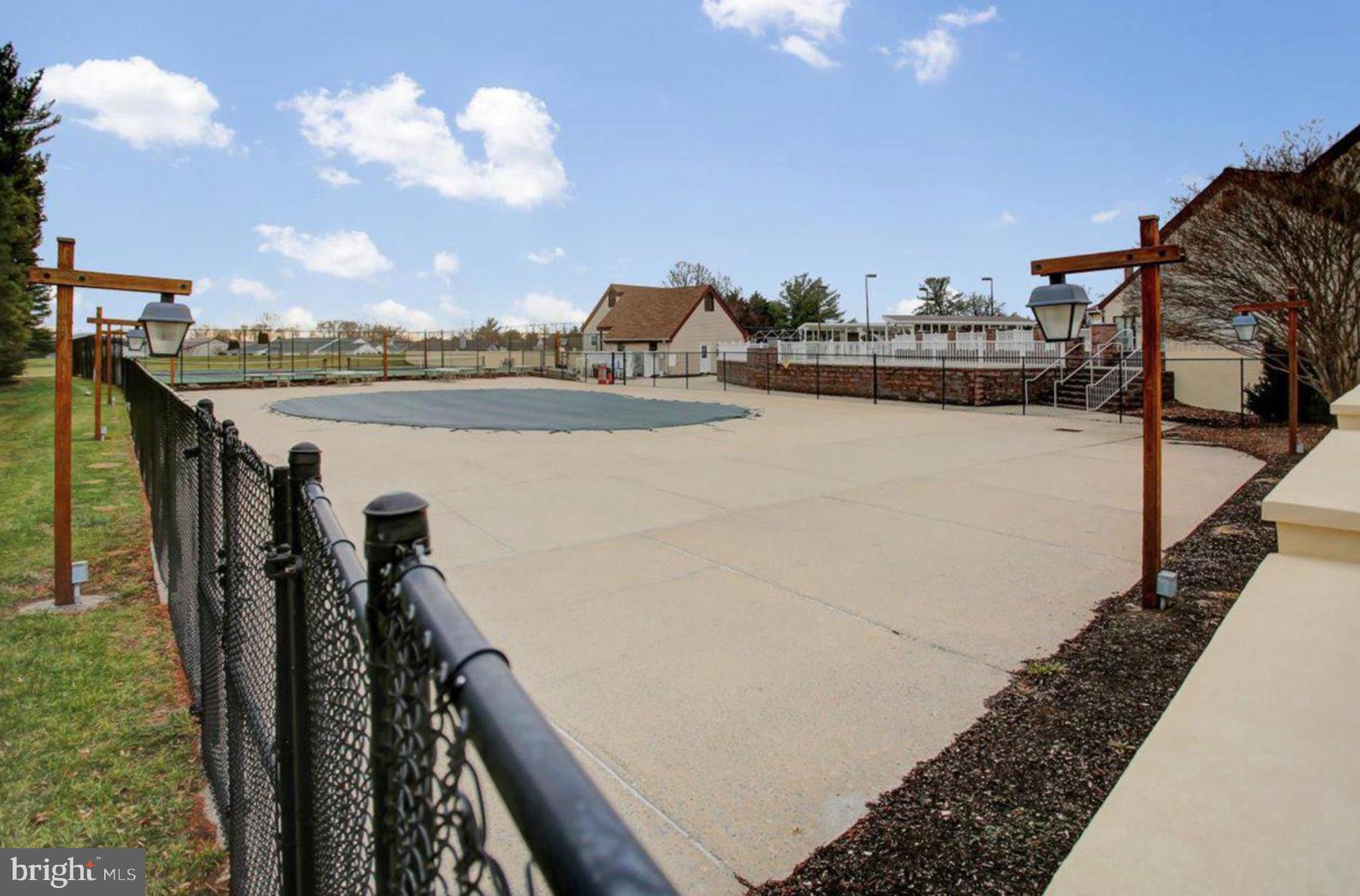 CRESTWOOD VILLAGE - Residential