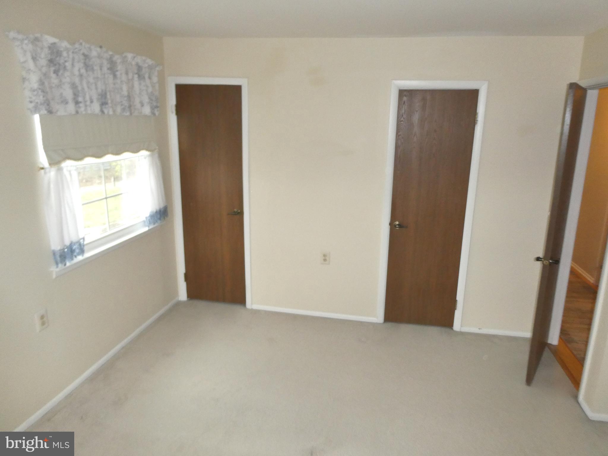 CRESTWOOD VILLAGE - Residential