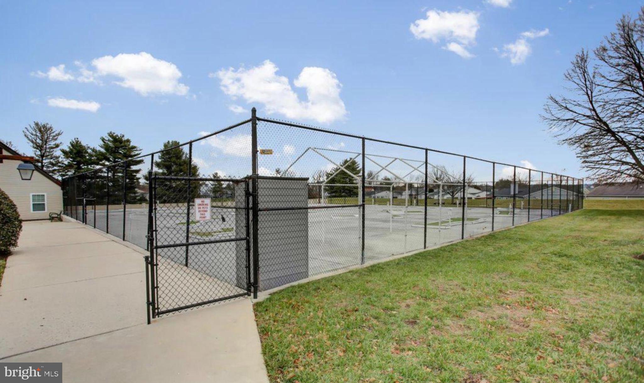 CRESTWOOD VILLAGE - Residential