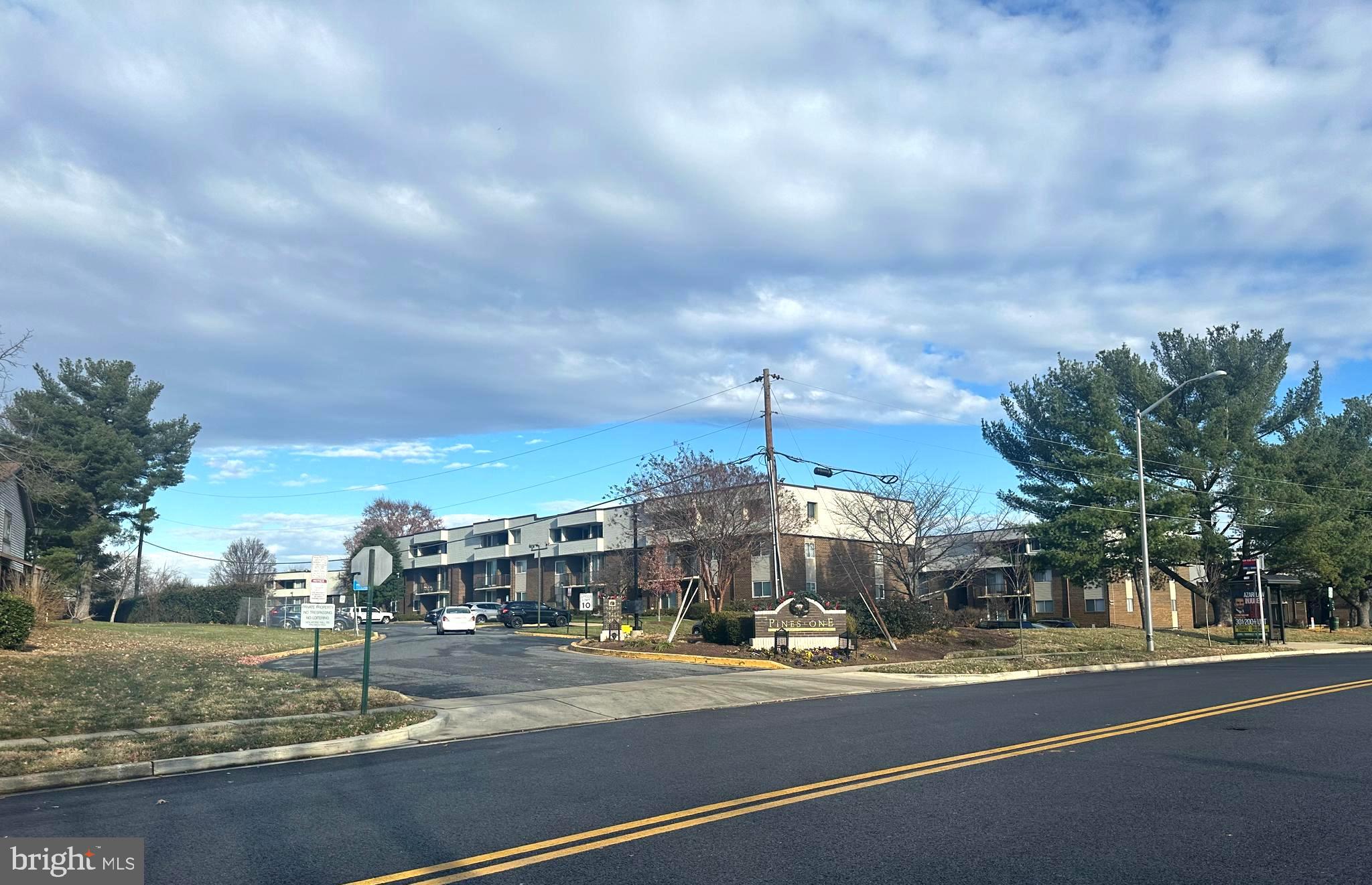 PINES CONDOMINIUM - Residential