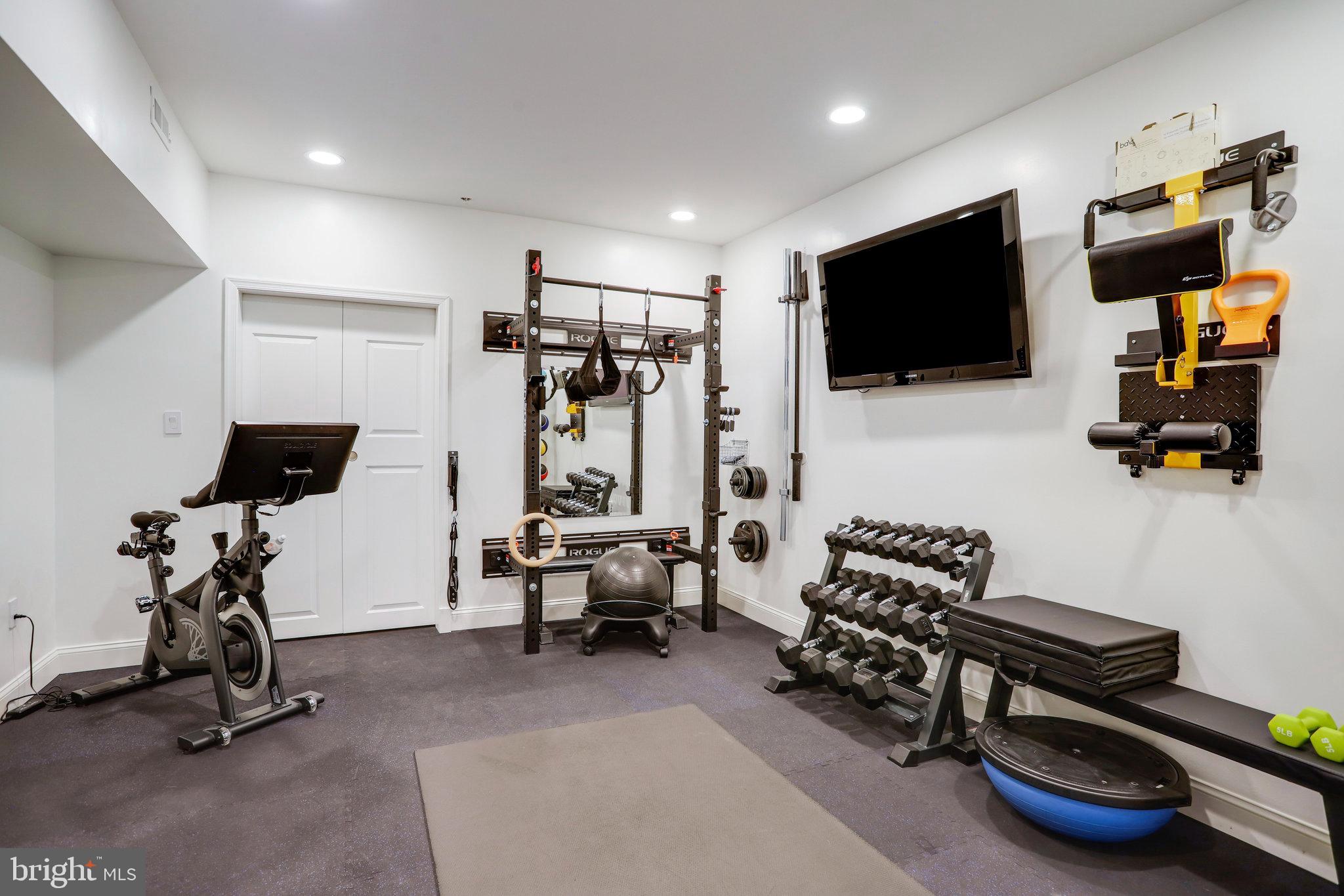 GLENBROOK VILLAGE - Residential