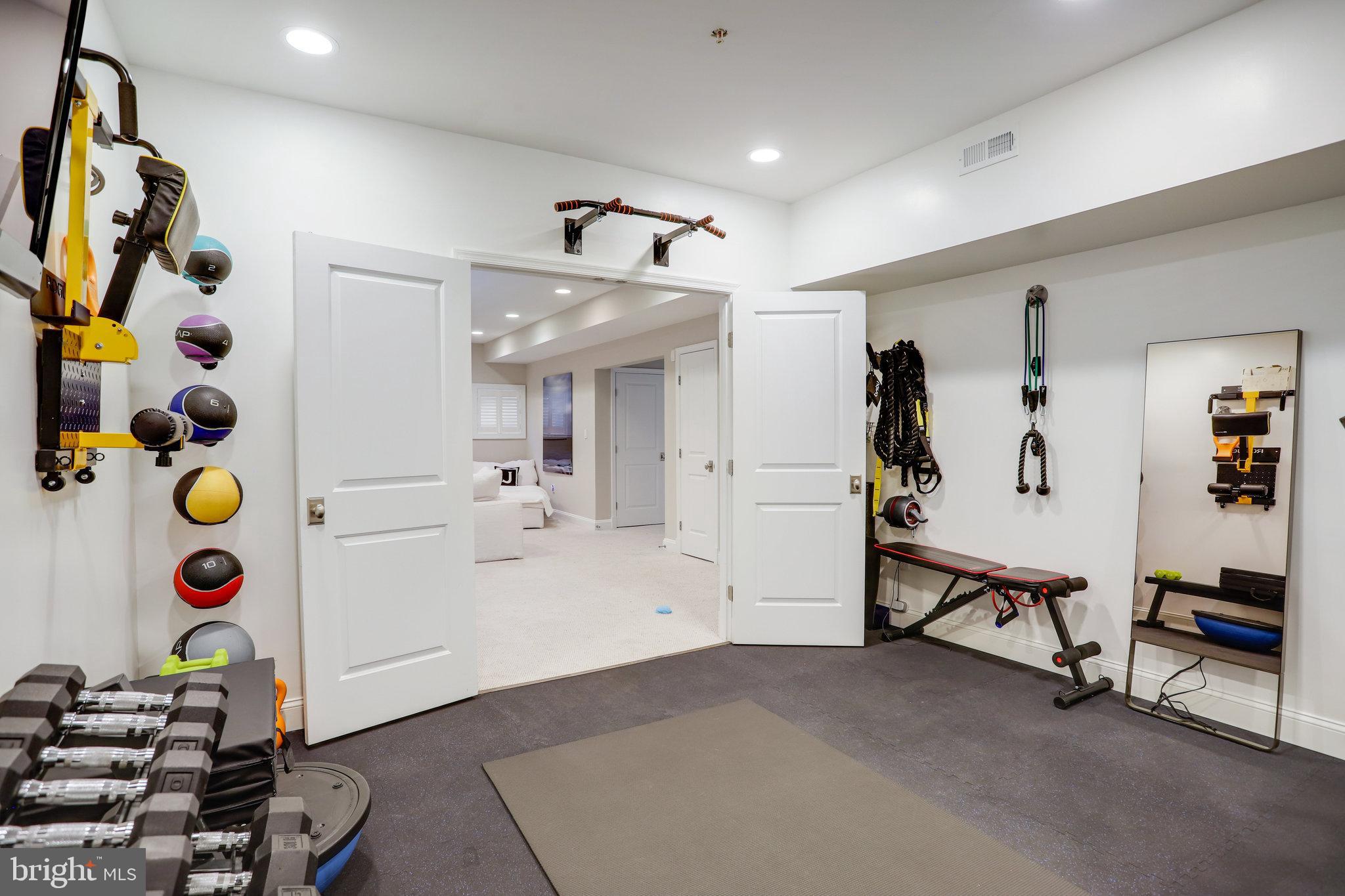 GLENBROOK VILLAGE - Residential