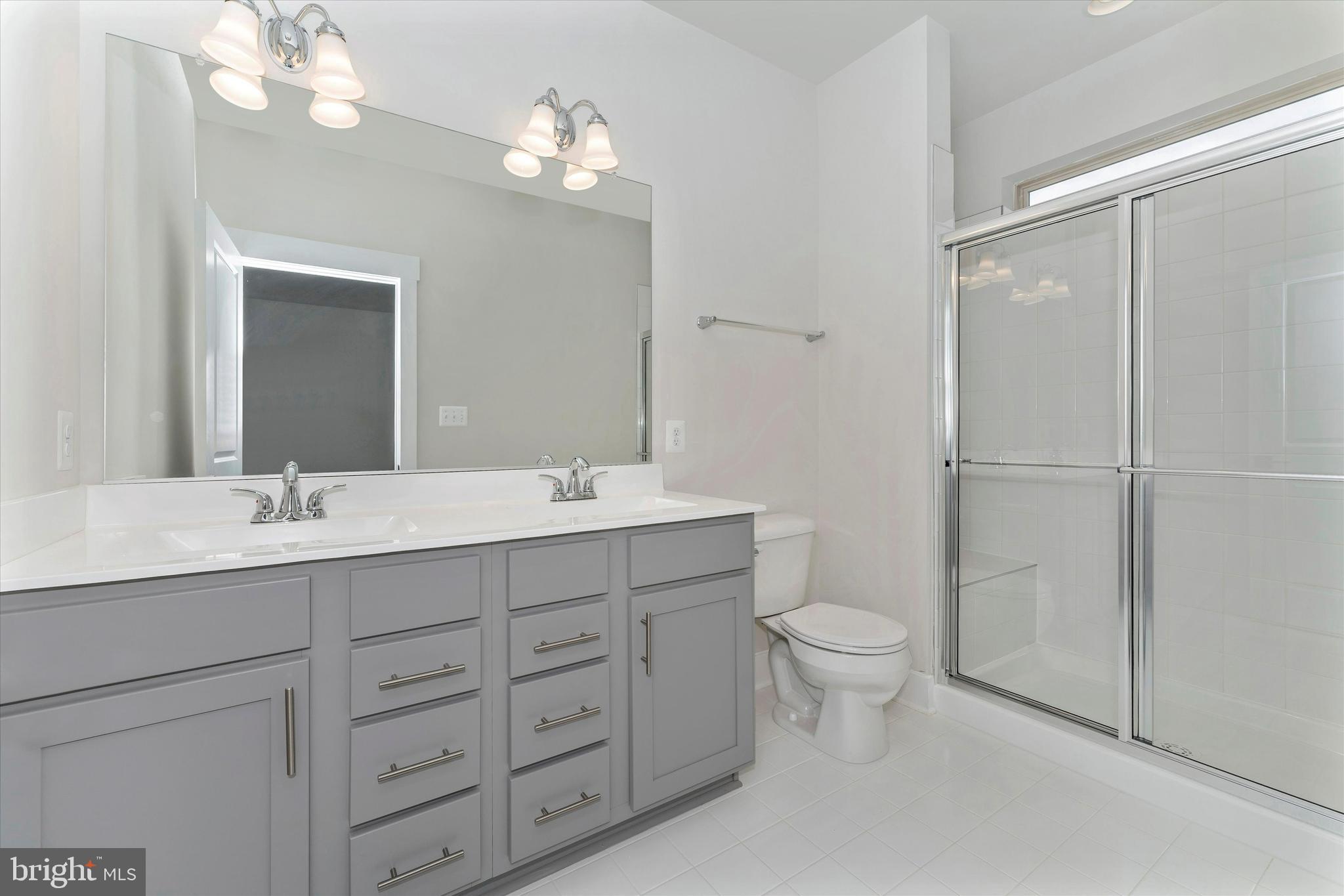 MACALLAN CROSSING - Residential Lease