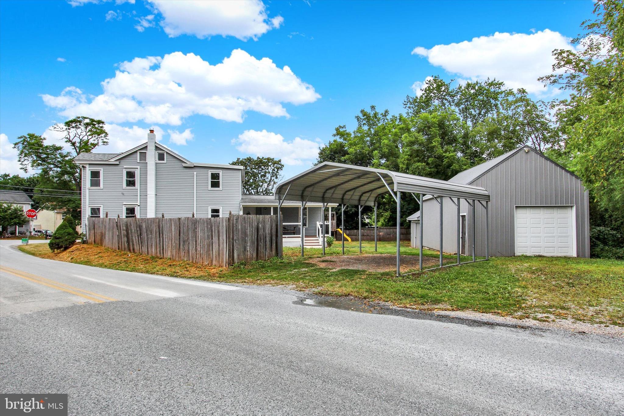 BONNEAUVILLE - Residential