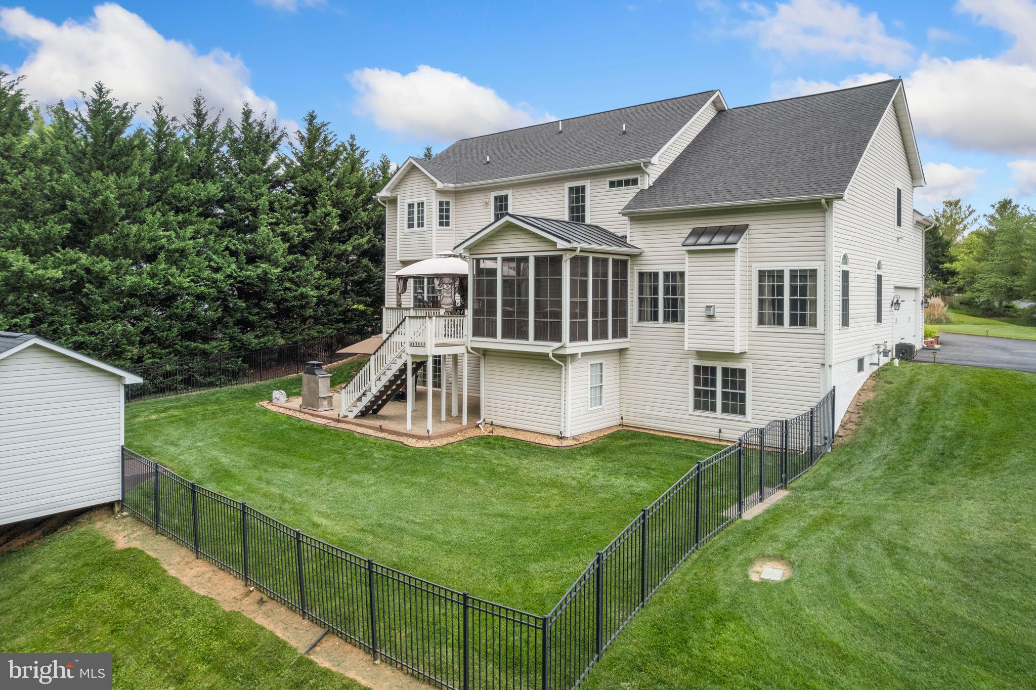 1 PINKERTON COURT