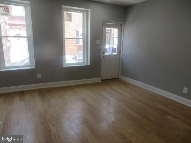 POINT BREEZE - Residential