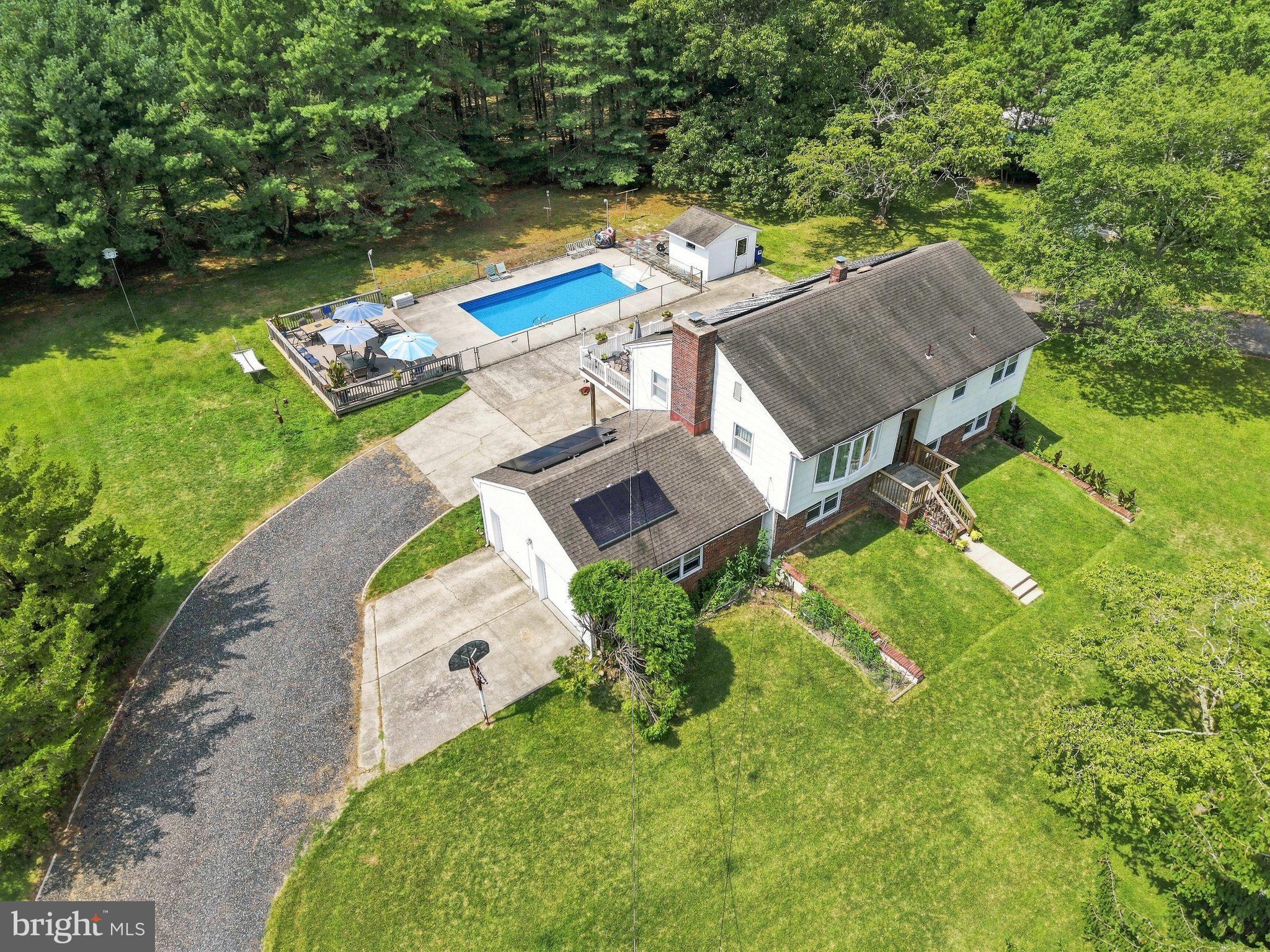 116 E RIDGEWOOD AVENUE