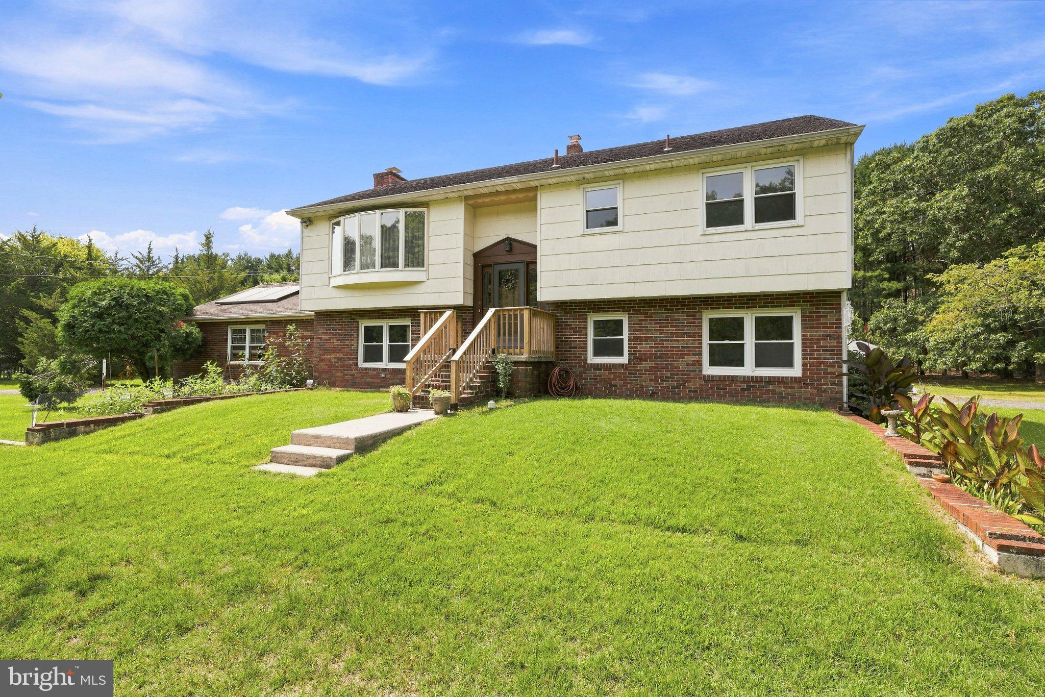 116 E RIDGEWOOD AVENUE