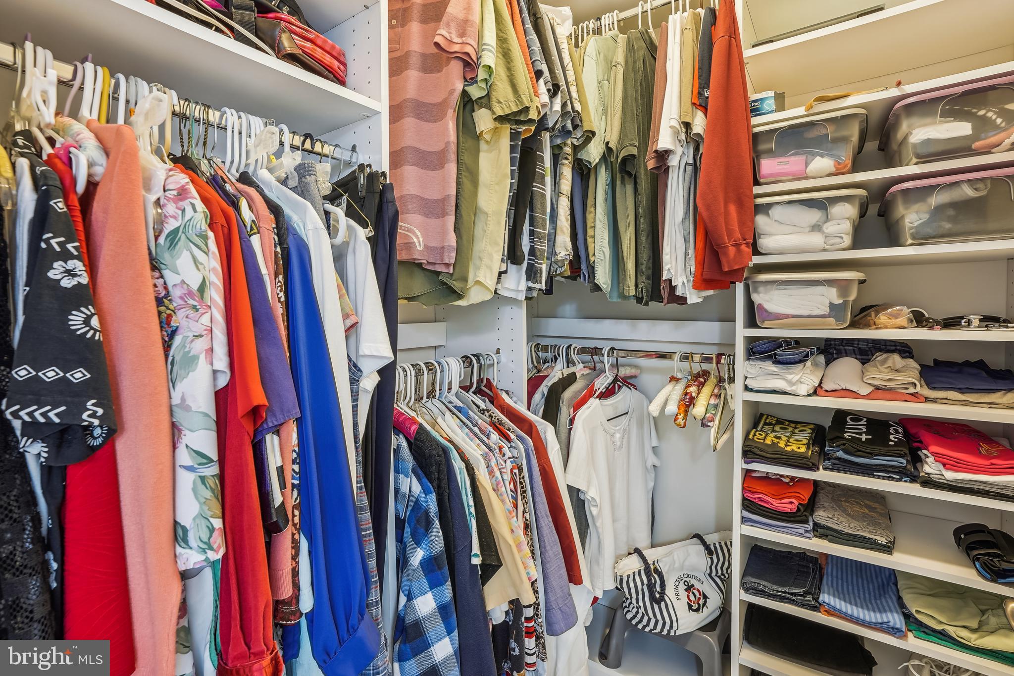 THE GATHERINGS - Residential