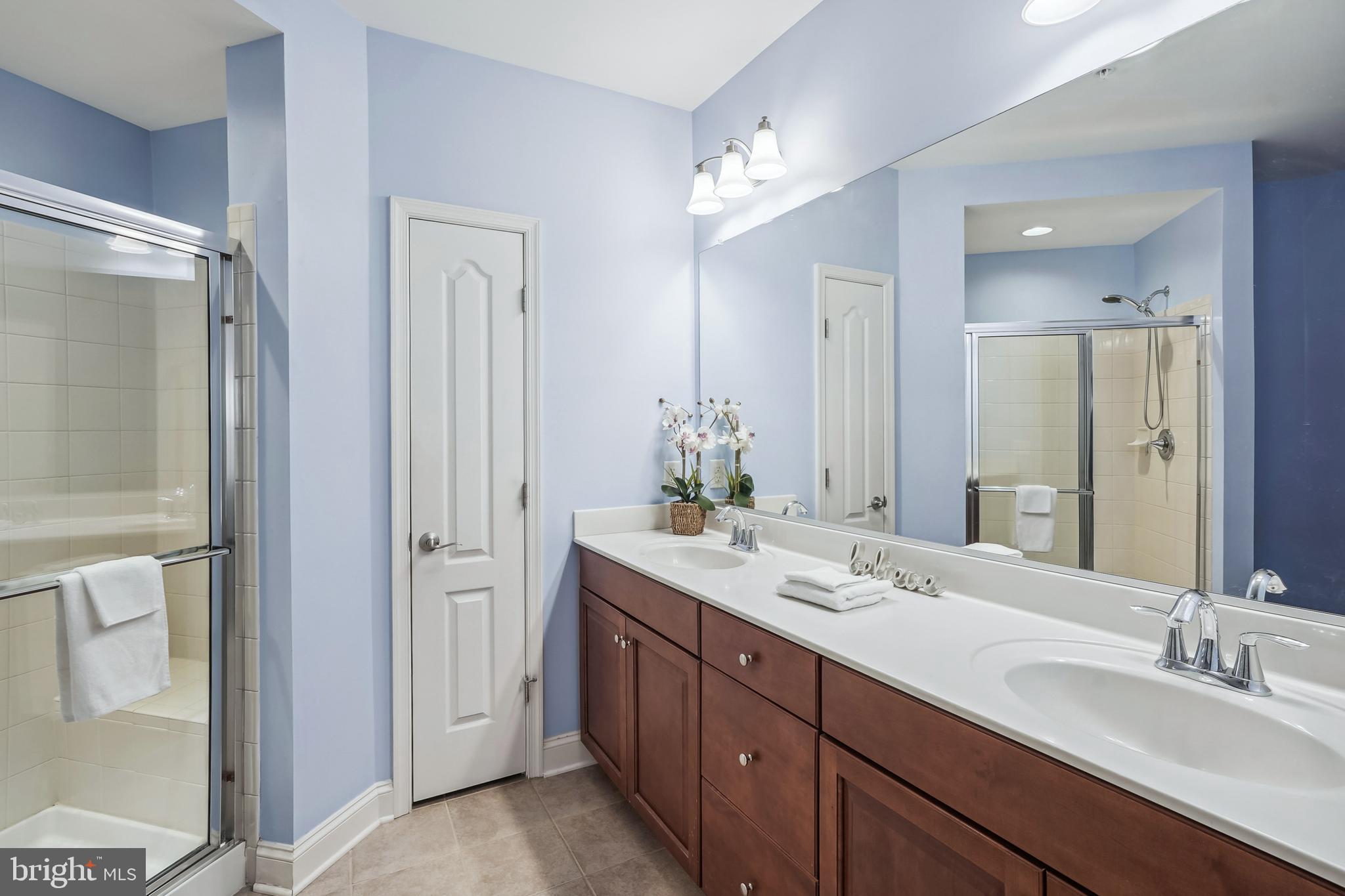 THE GATHERINGS - Residential