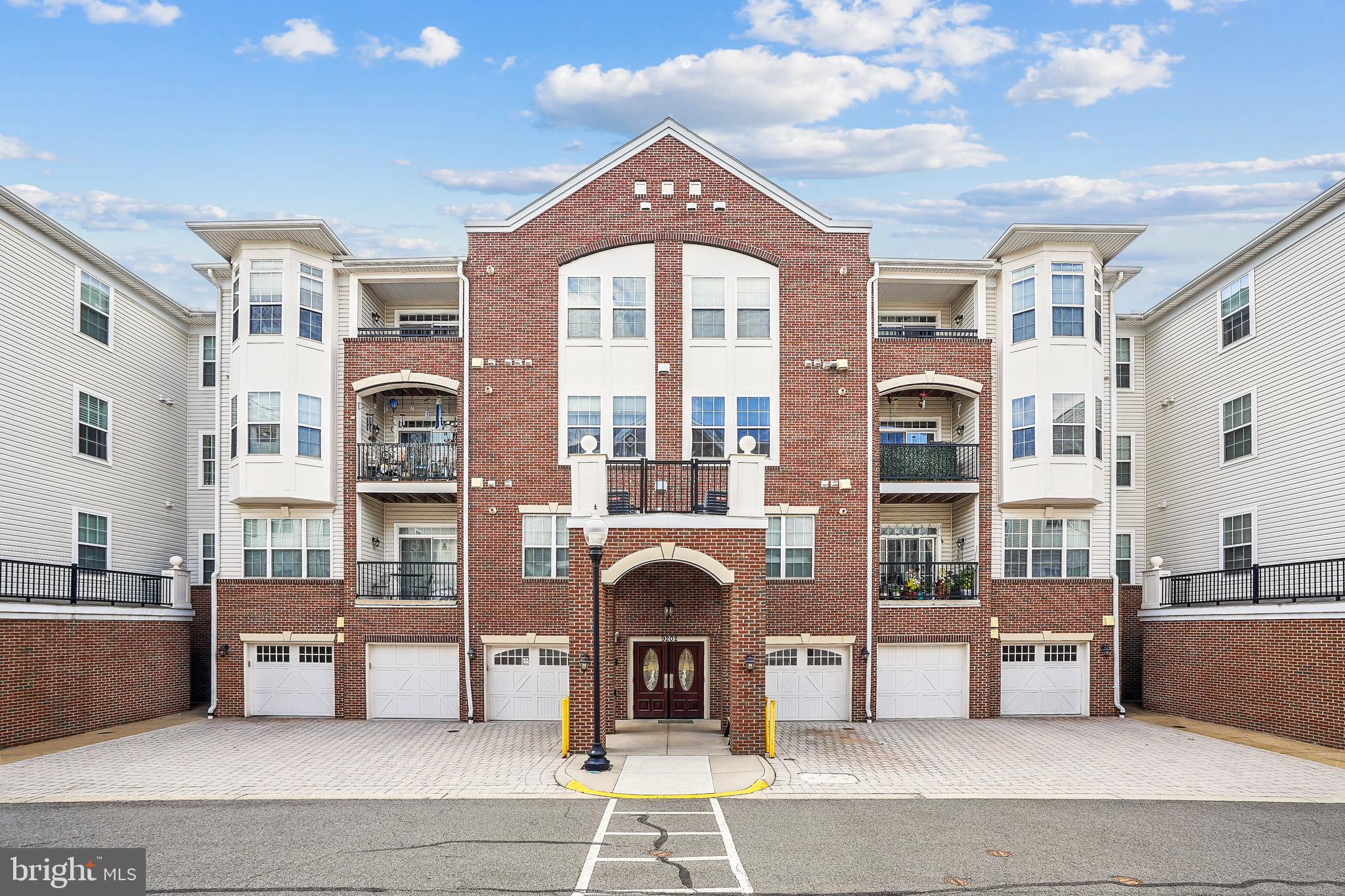 THE GATHERINGS - Residential