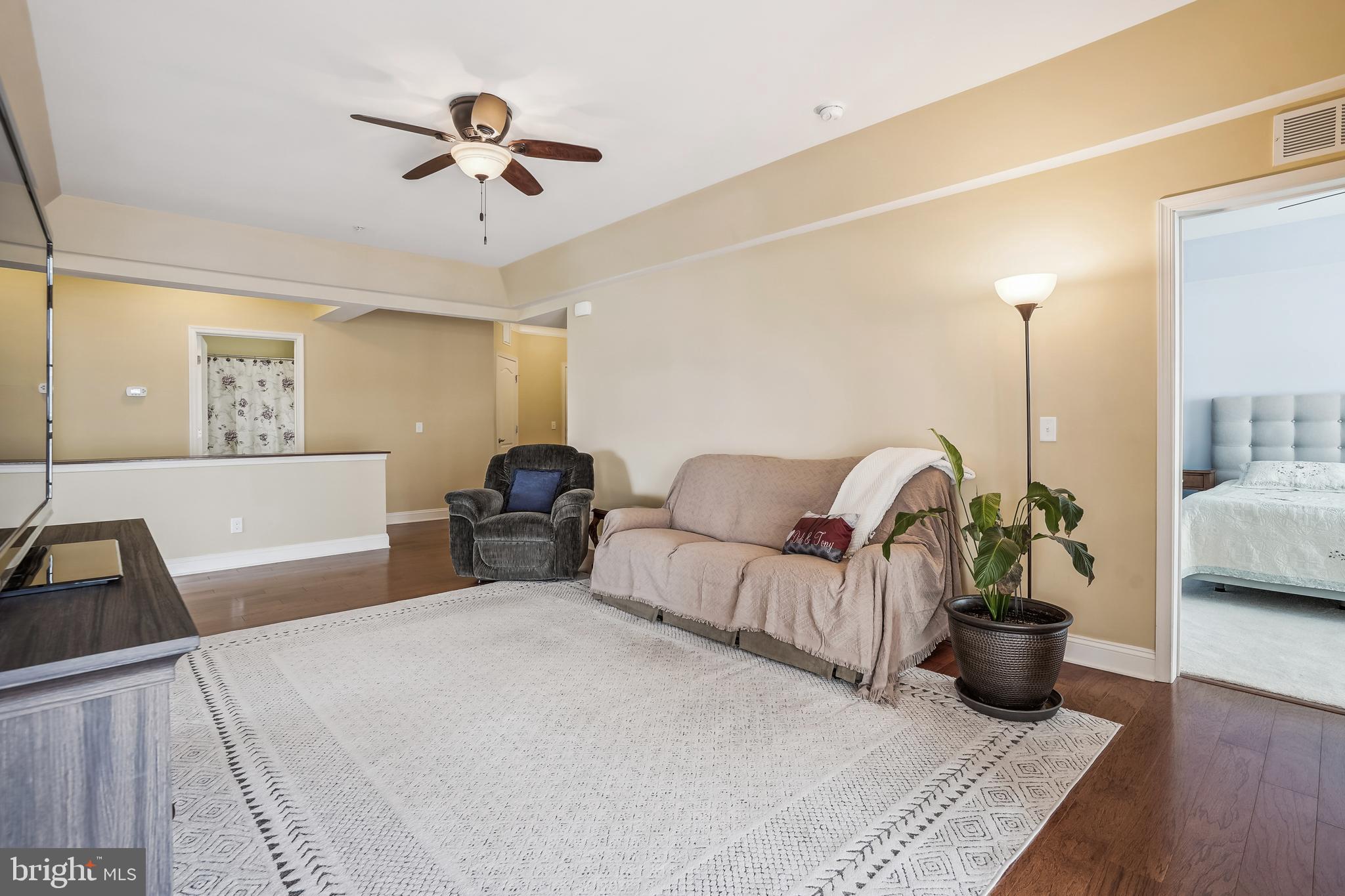 THE GATHERINGS - Residential