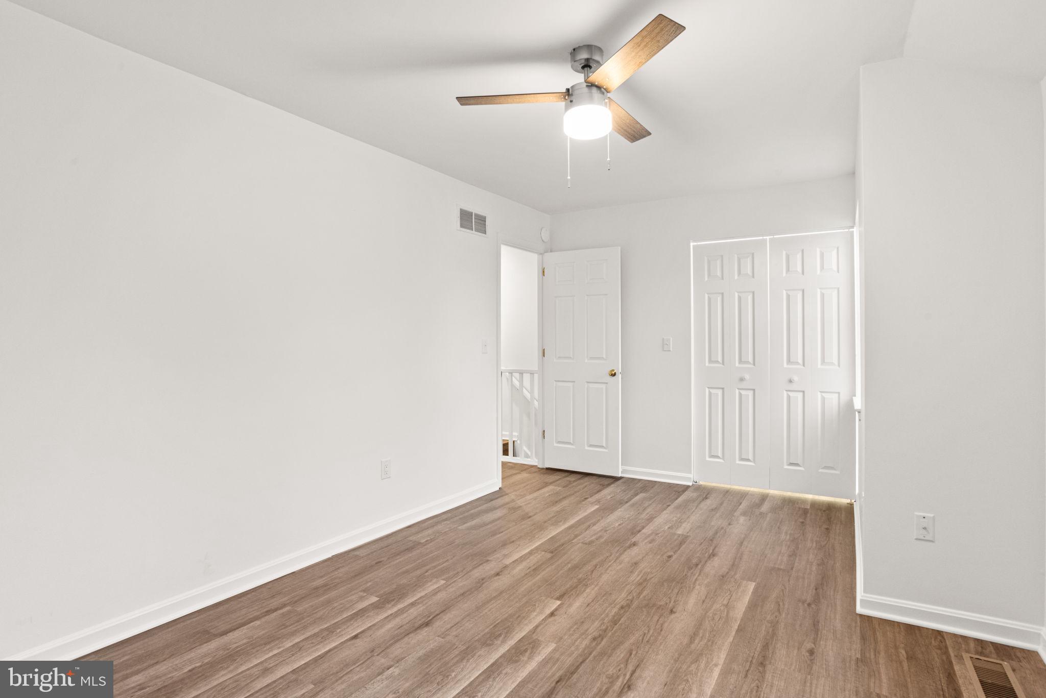 ROCKLEDGE - Residential Lease