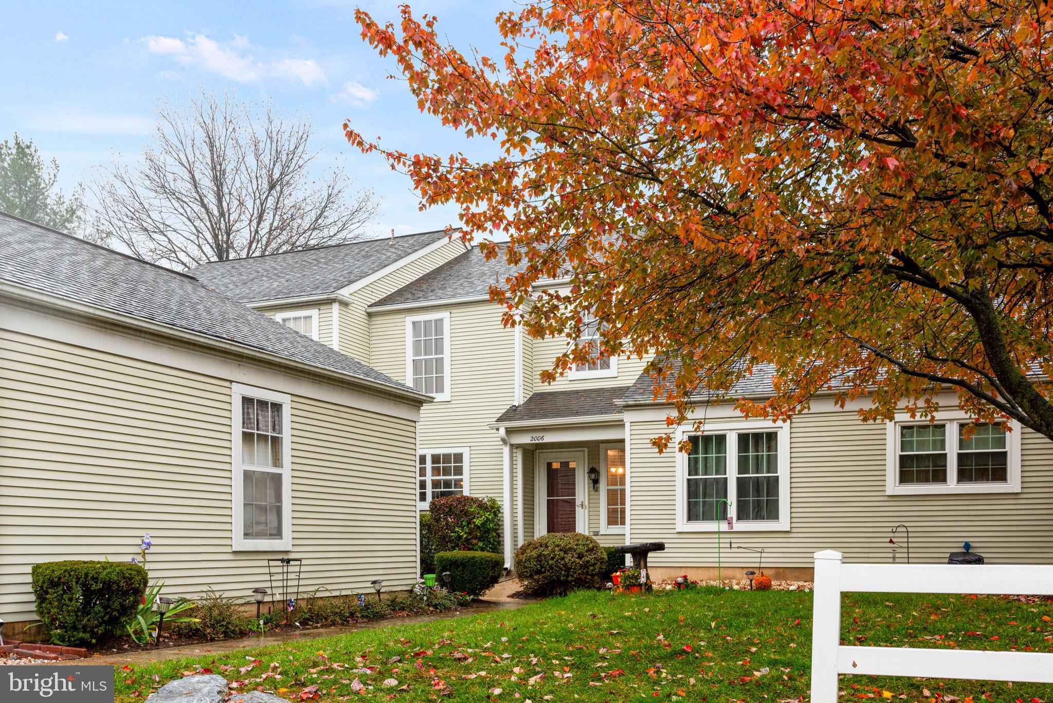 ROCKLEDGE - Residential Lease