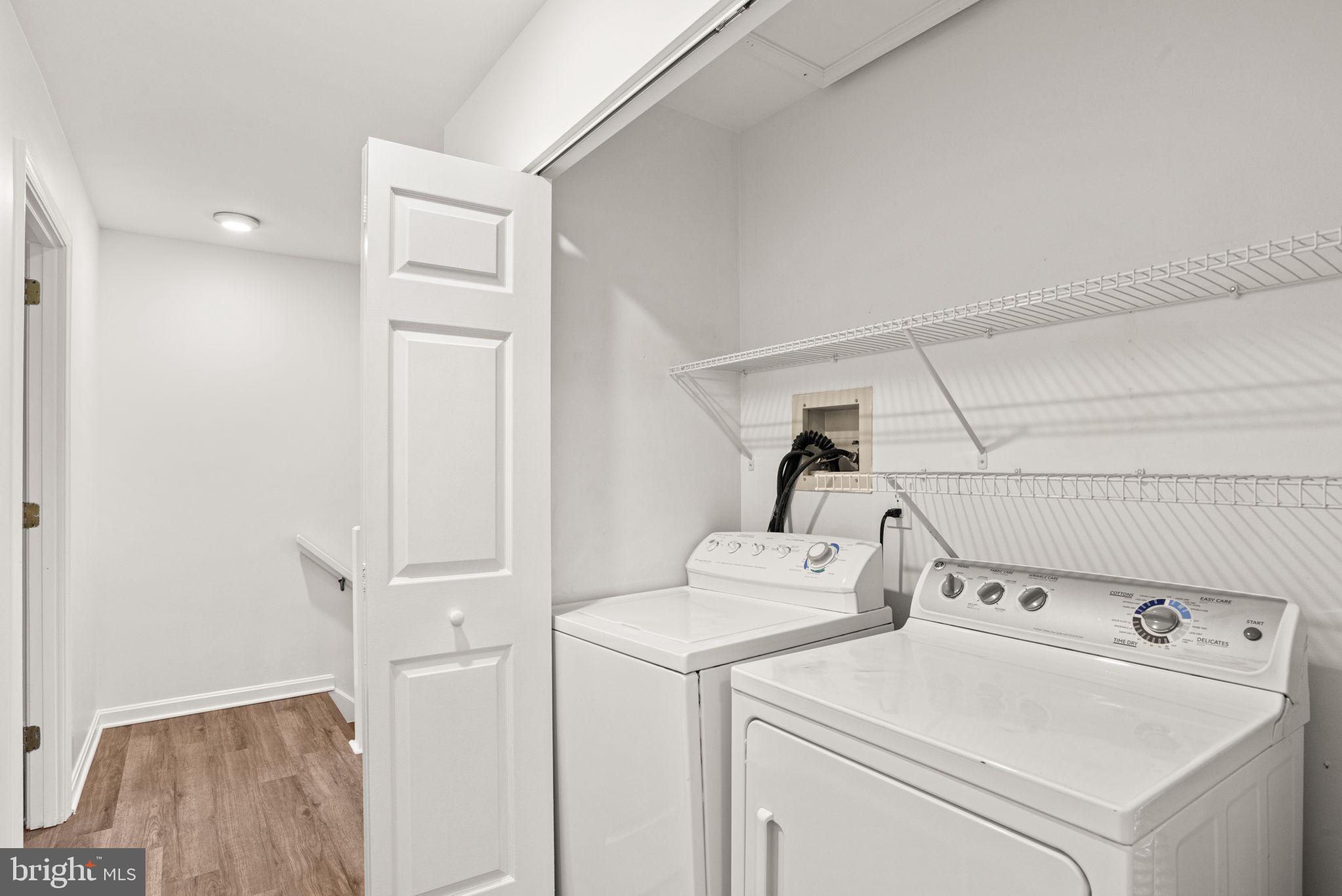 ROCKLEDGE - Residential Lease