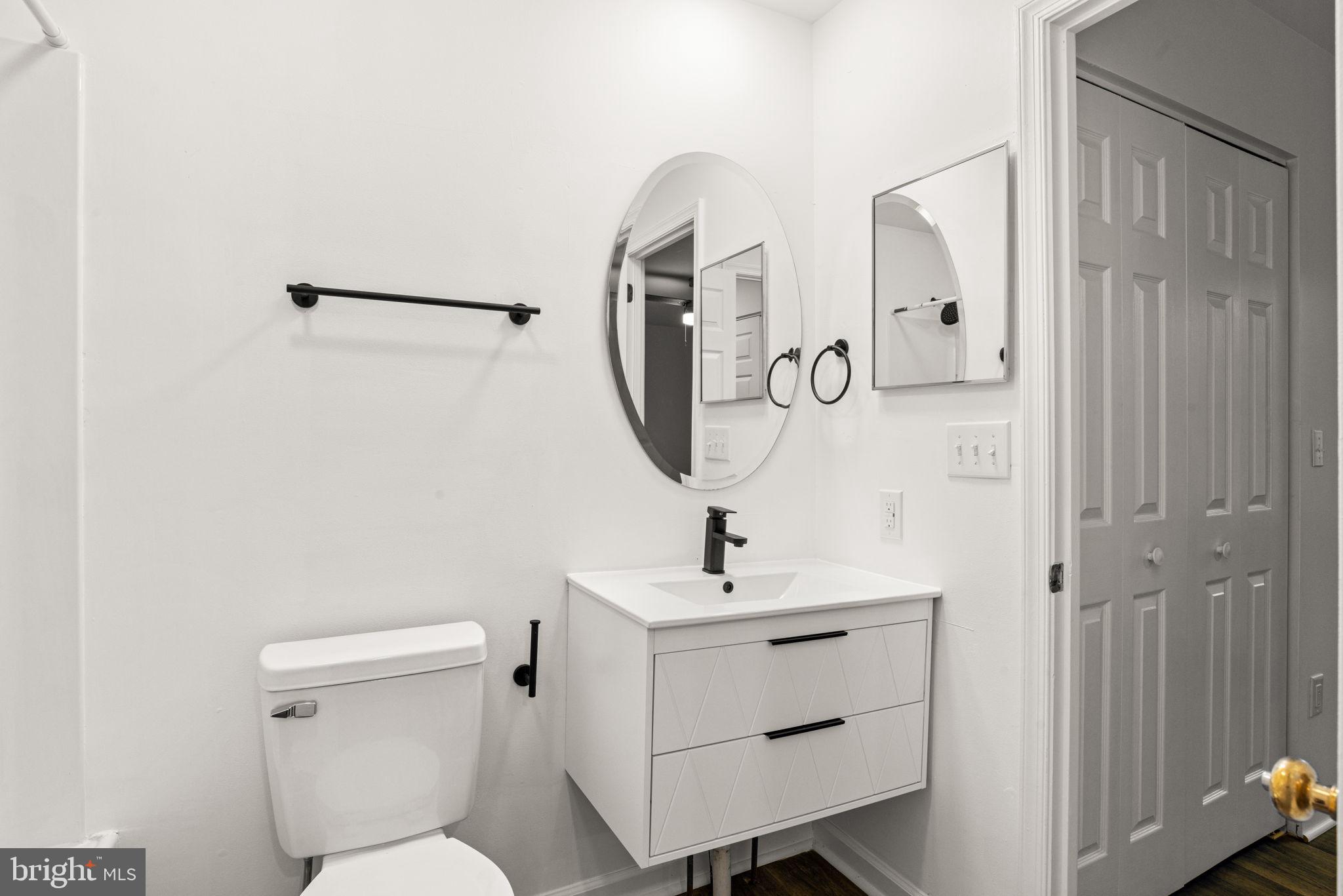 ROCKLEDGE - Residential Lease