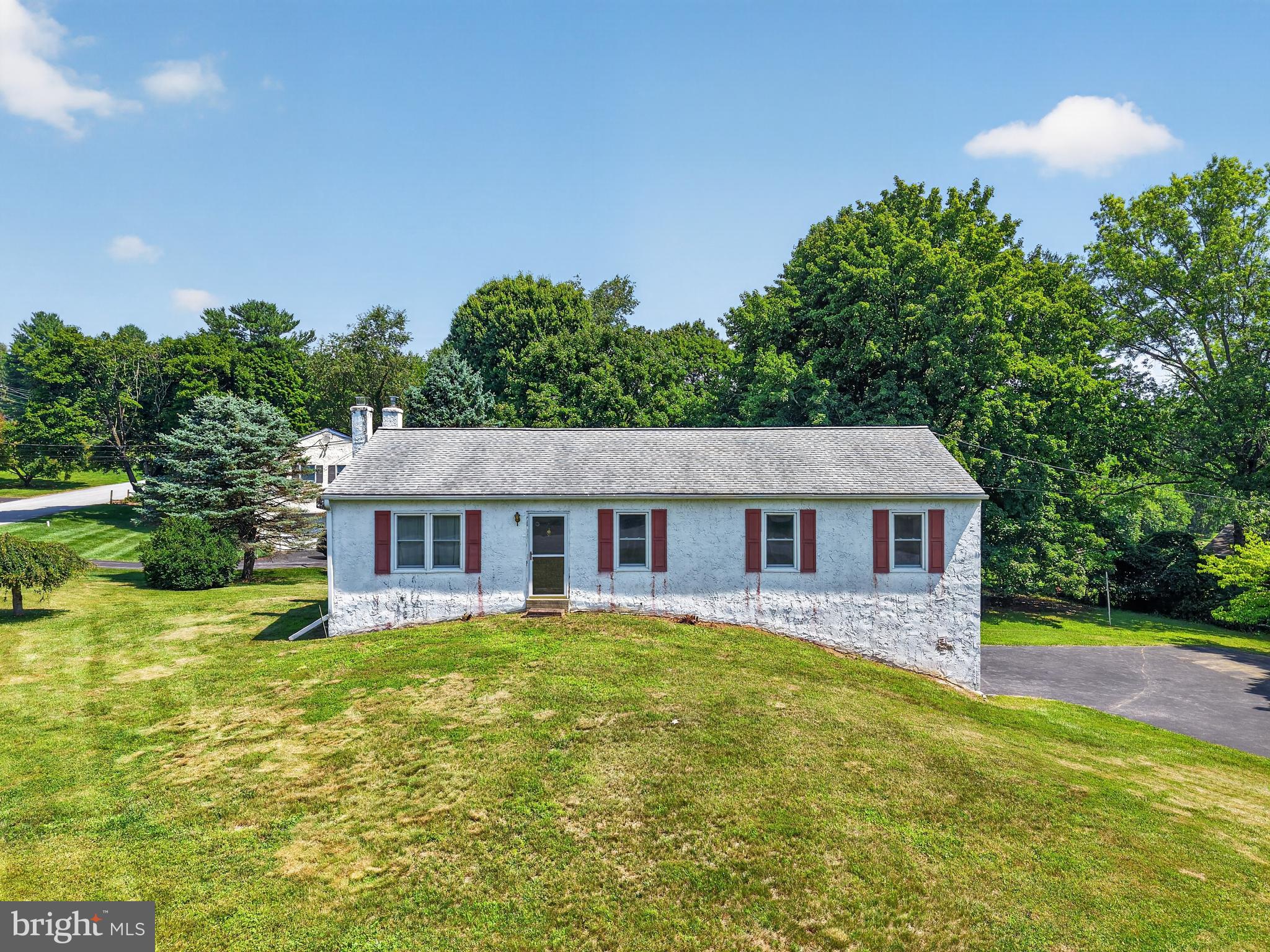 493 MCGREGOR DRIVE