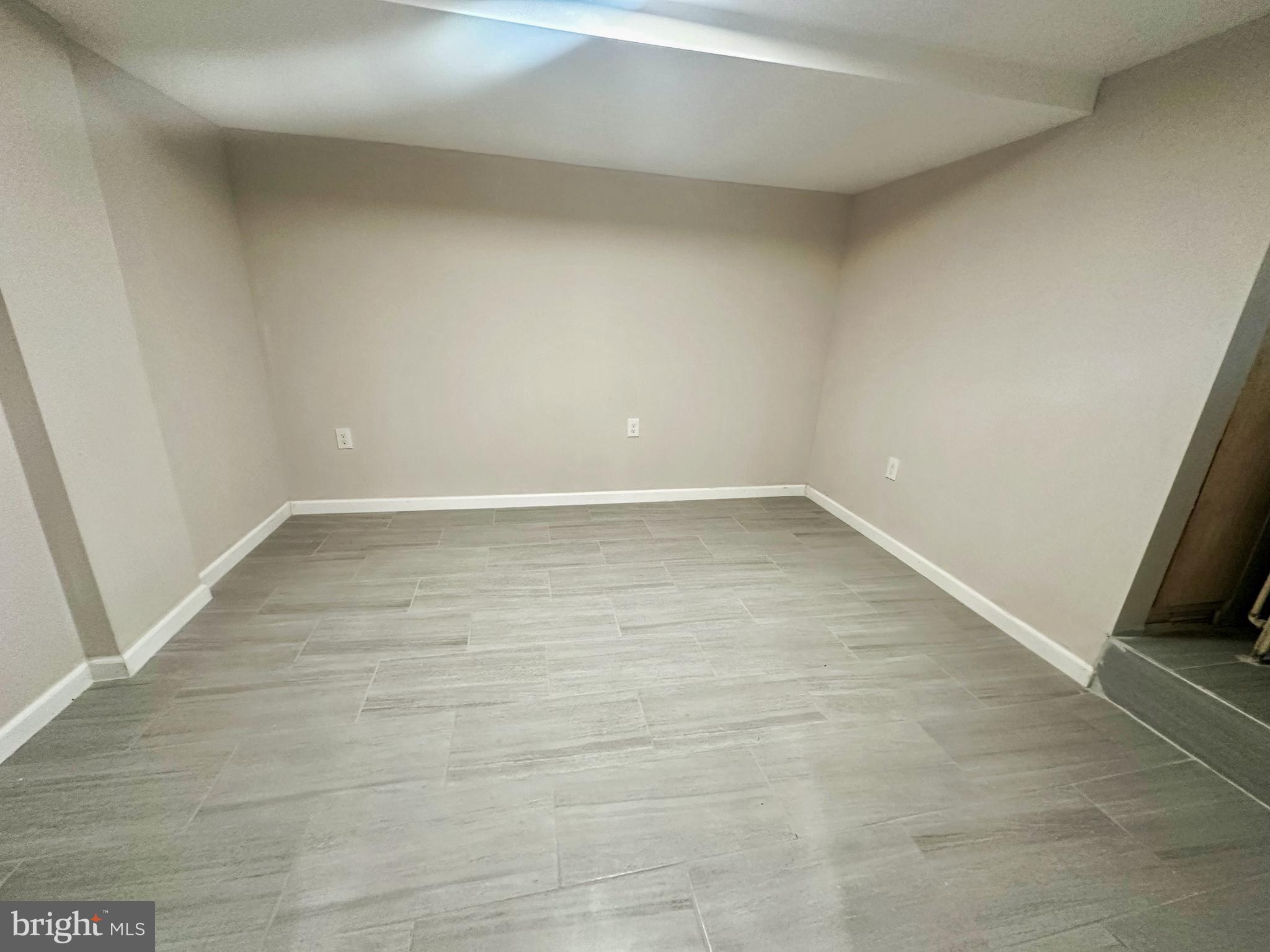 HAMPDEN HISTORIC DISTRICT - Residential Lease