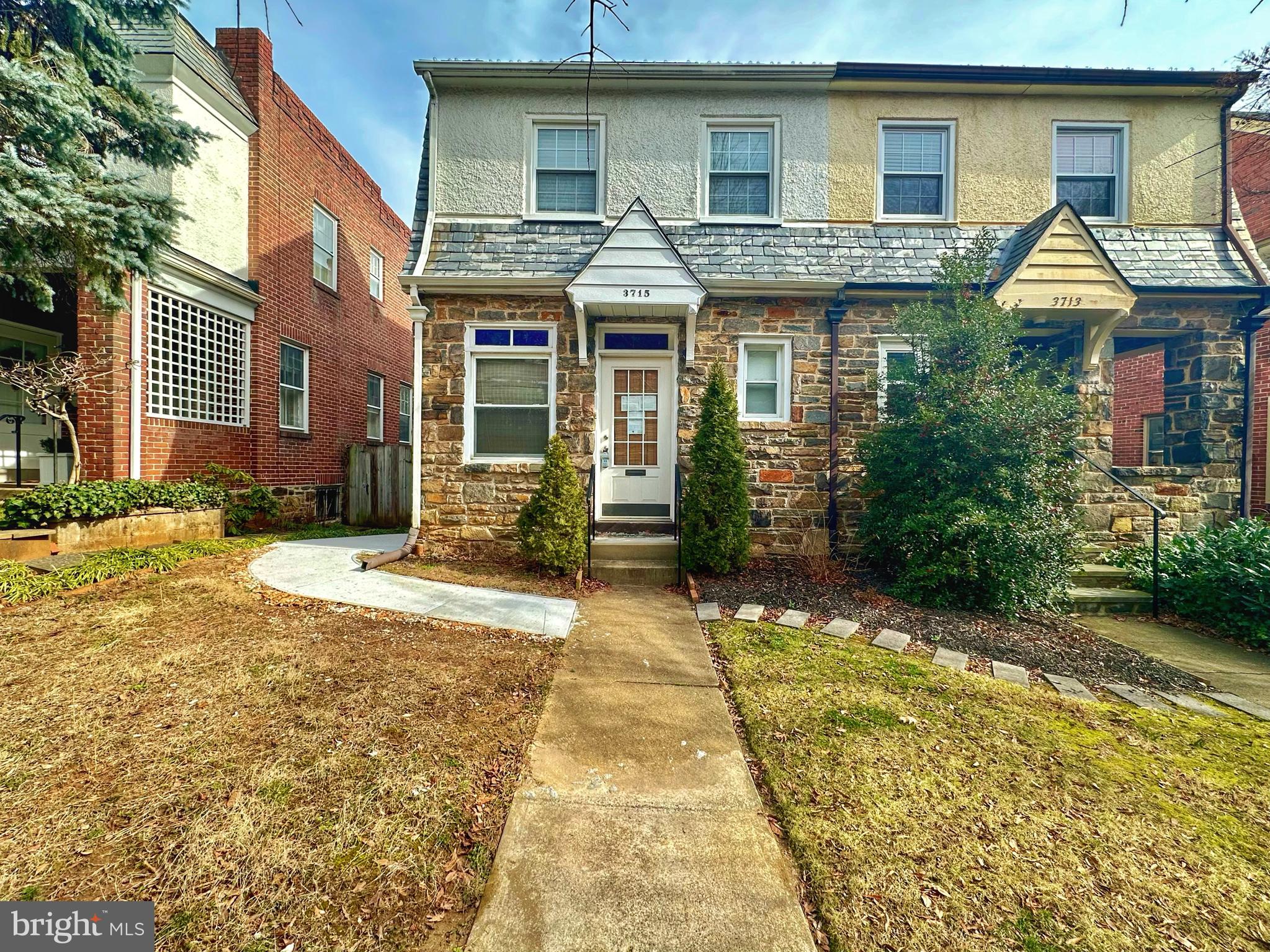 HAMPDEN HISTORIC DISTRICT - Residential Lease