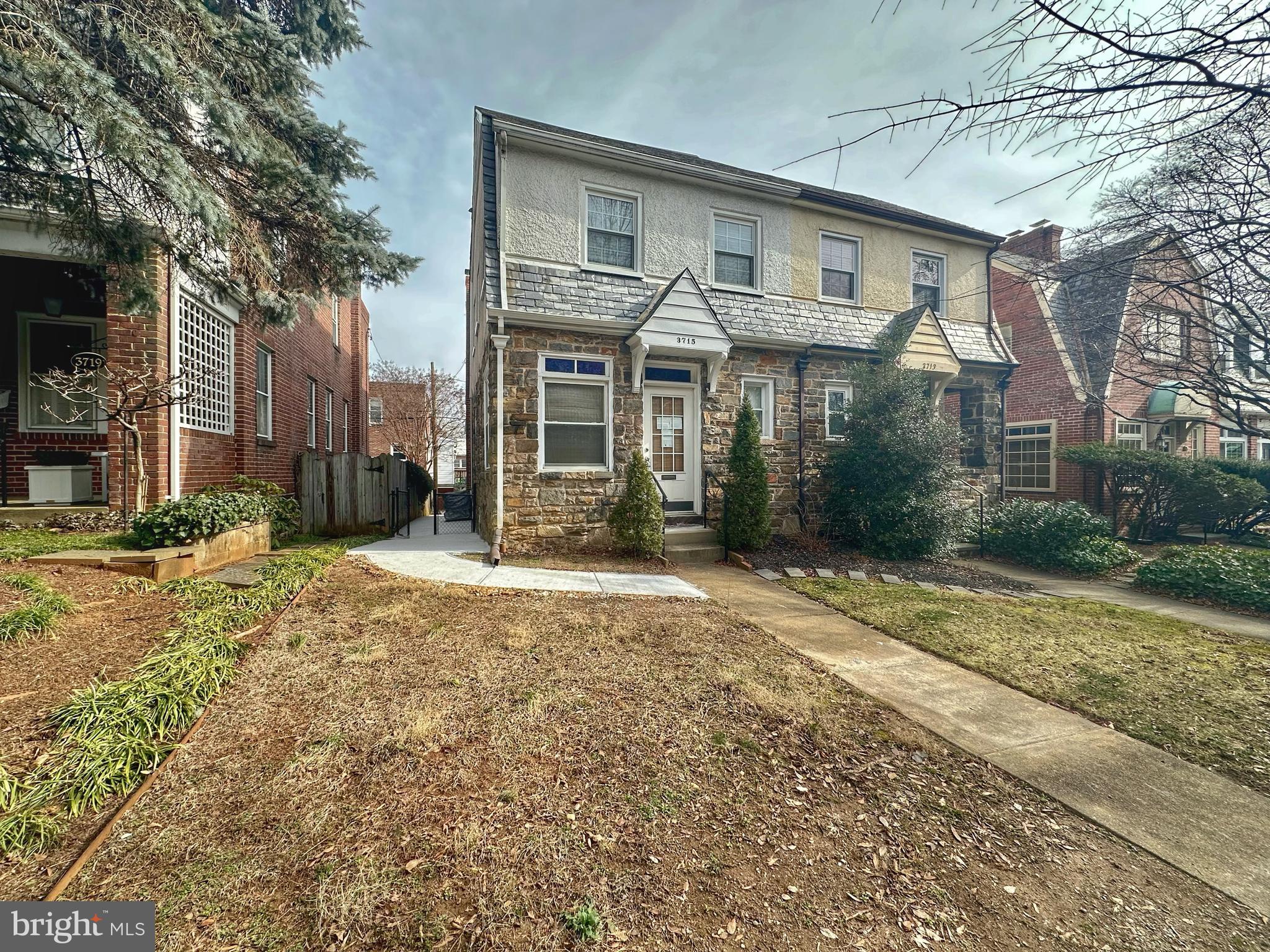 HAMPDEN HISTORIC DISTRICT - Residential Lease