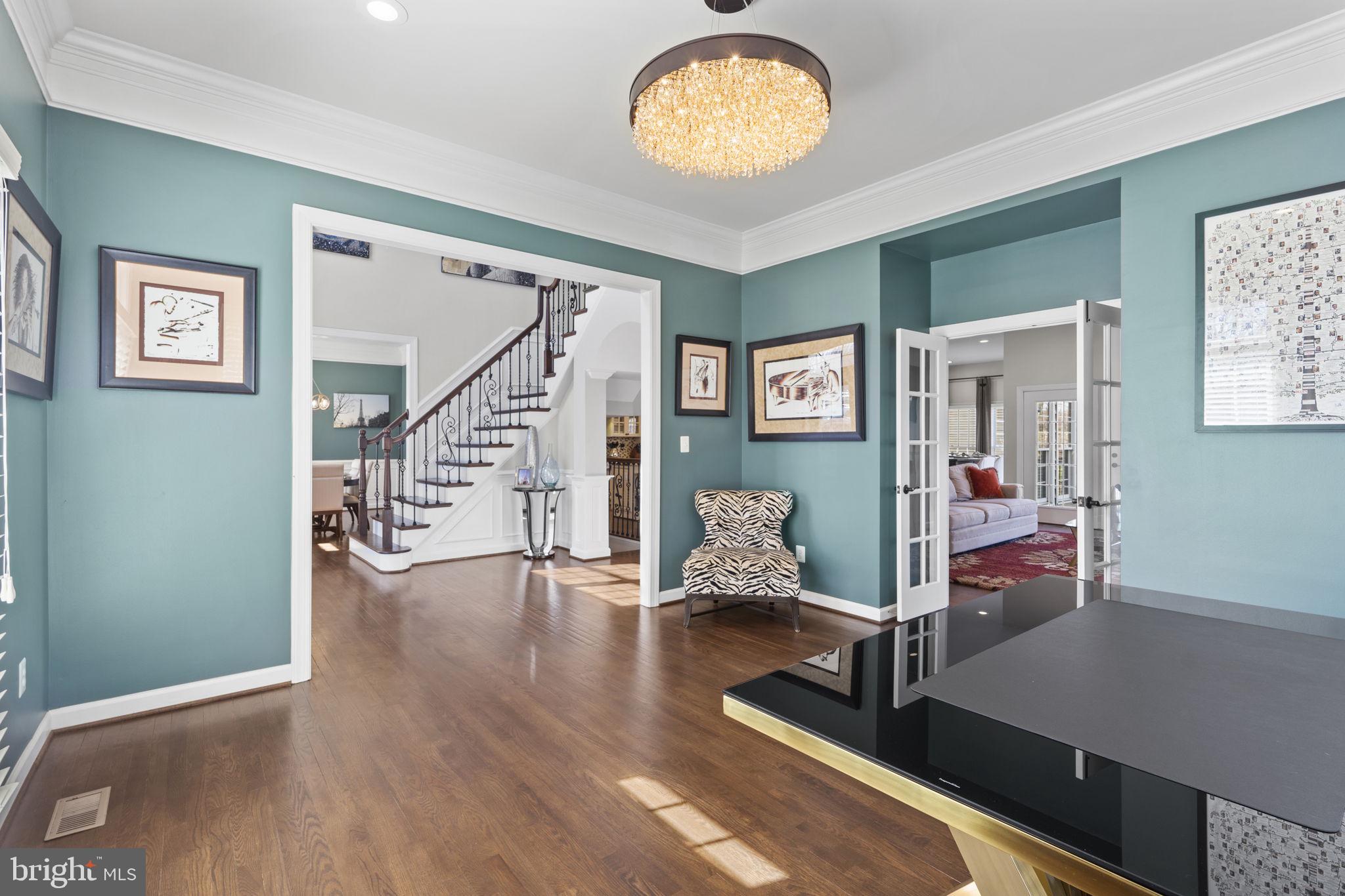 NORTHLAKE - Residential