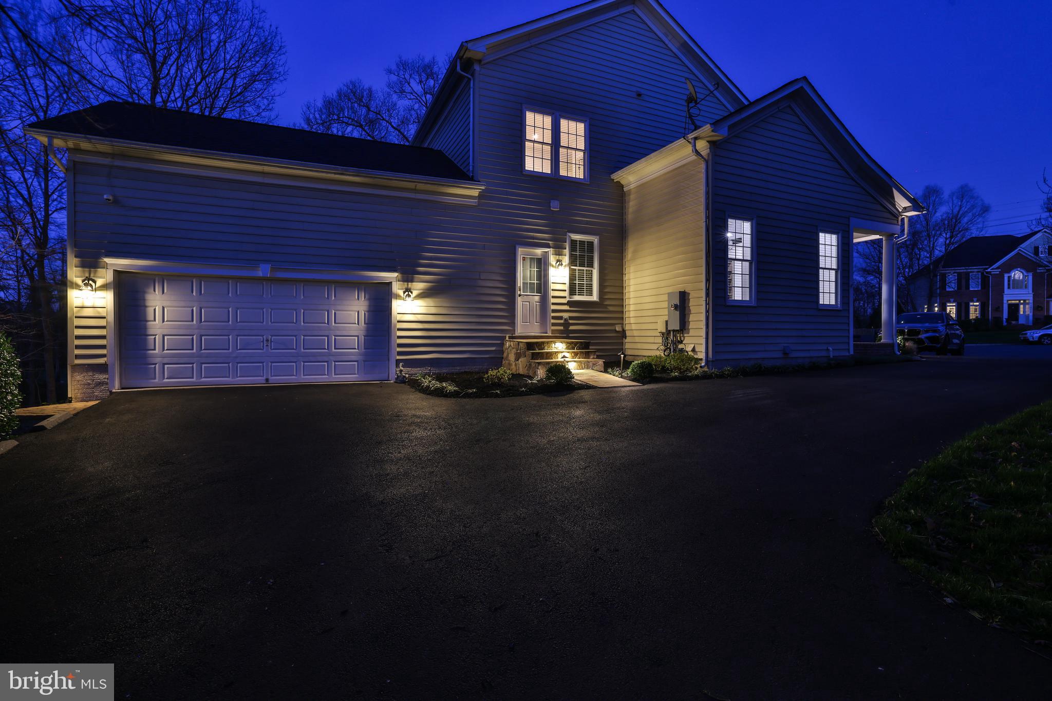 NORTHLAKE - Residential