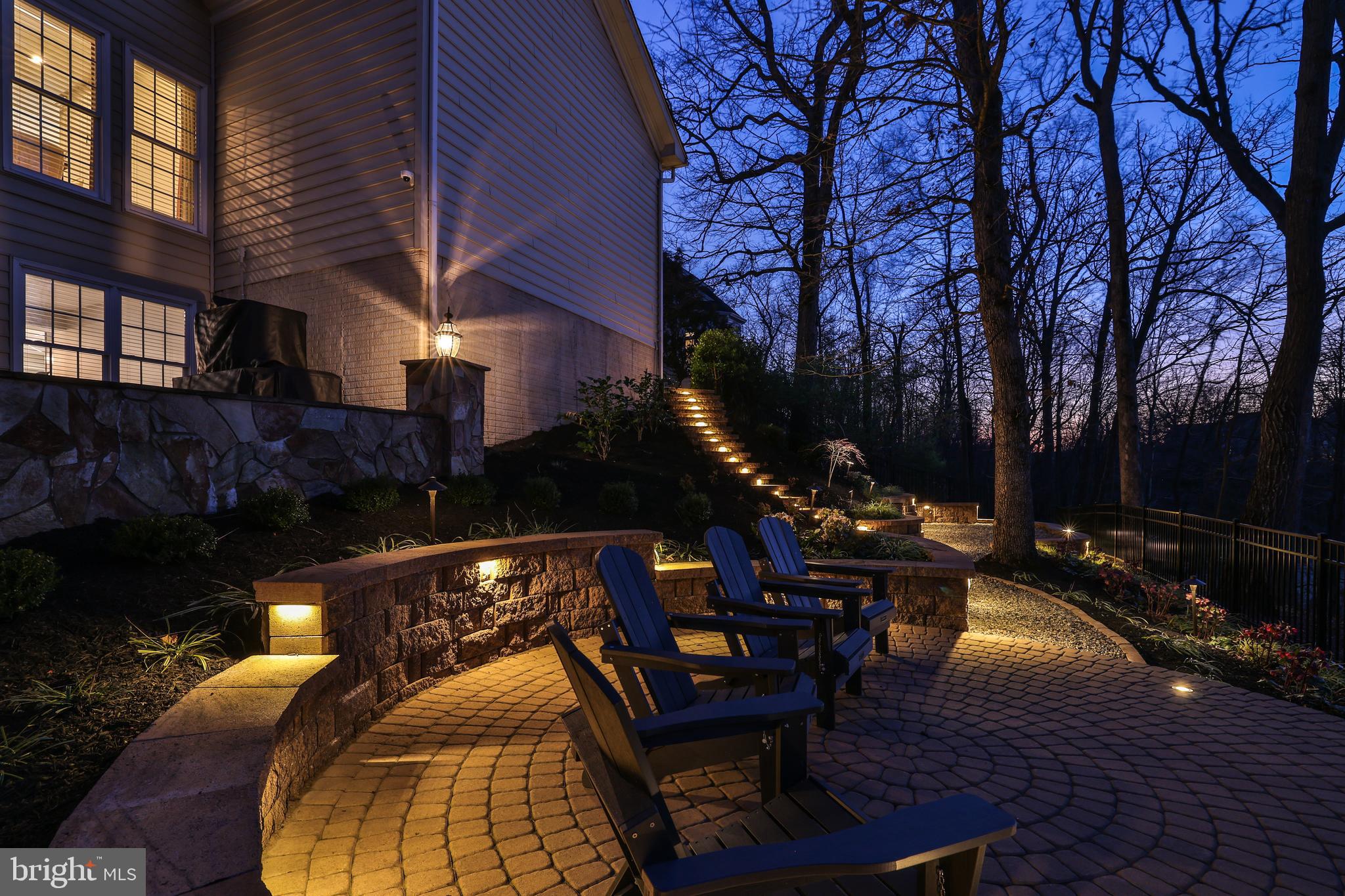 NORTHLAKE - Residential