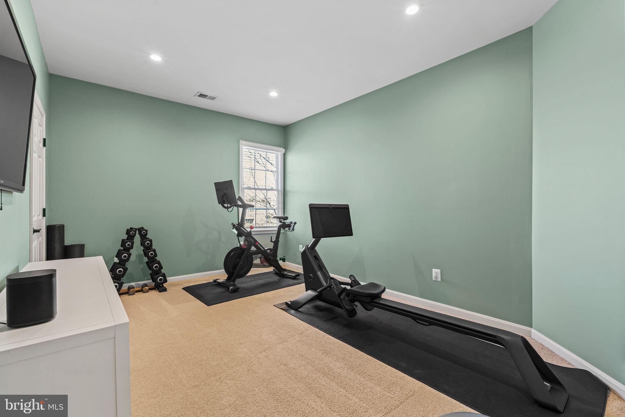 NORTHLAKE - Residential