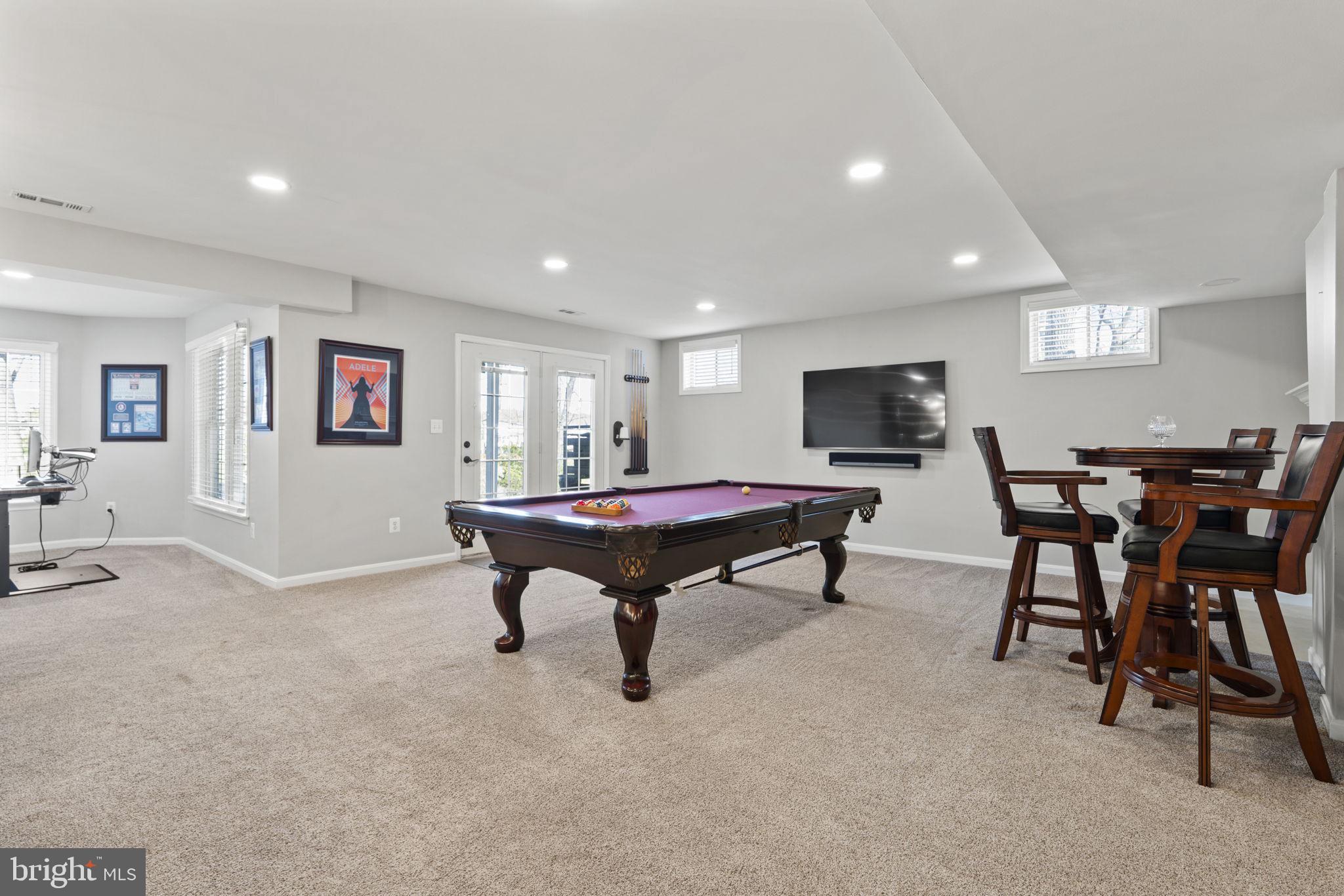 NORTHLAKE - Residential