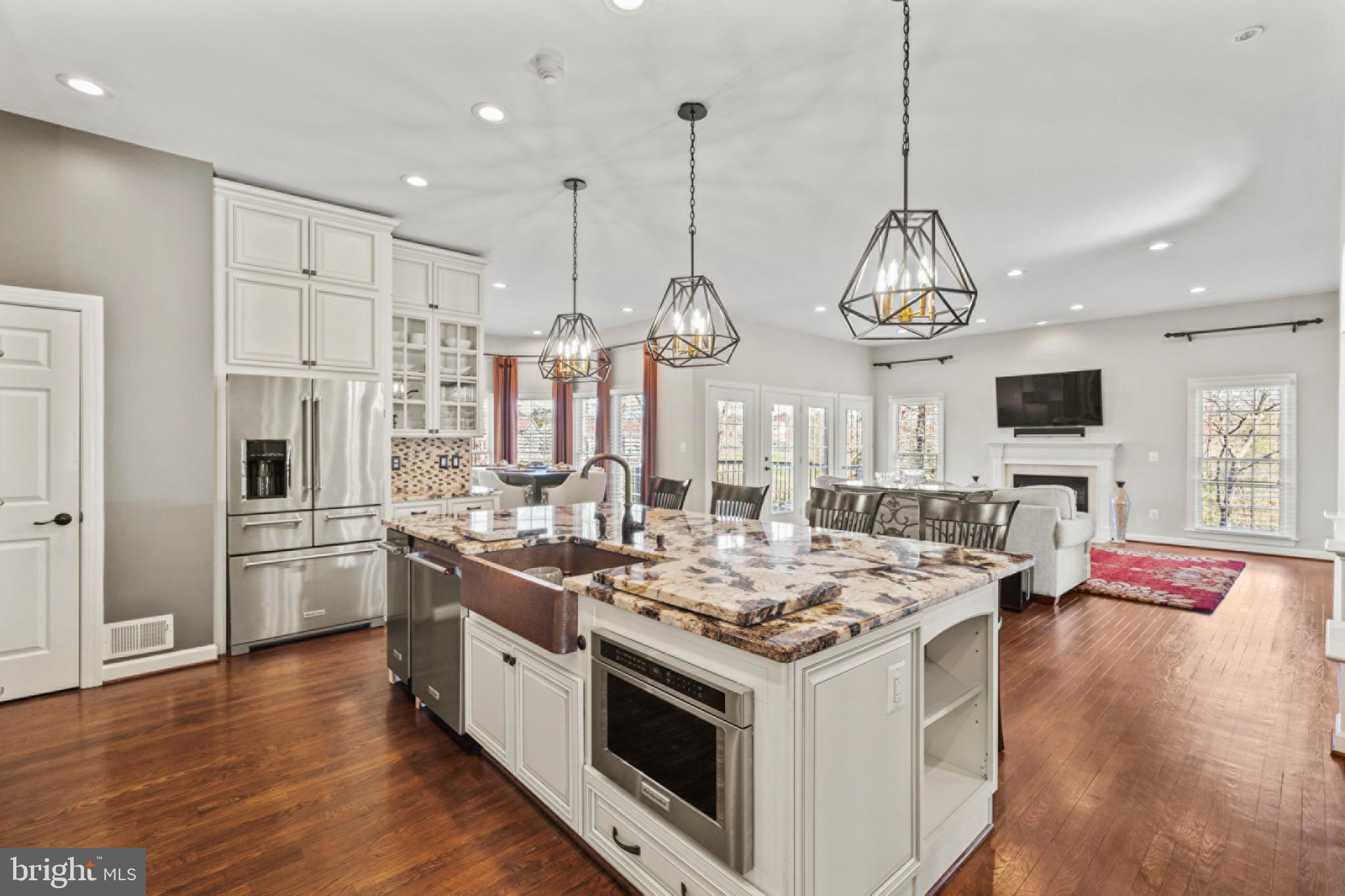 NORTHLAKE - Residential