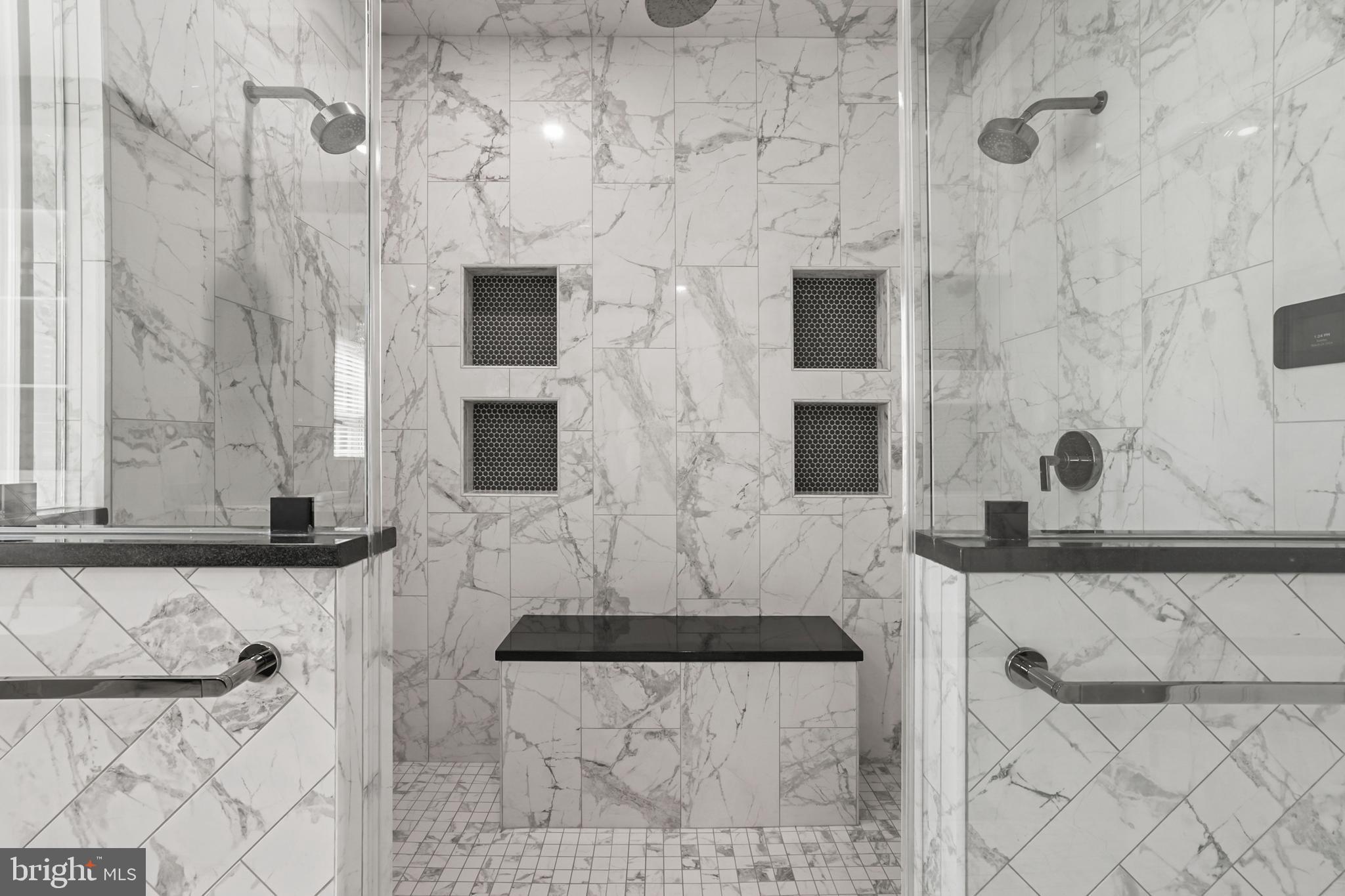 NORTHLAKE - Residential