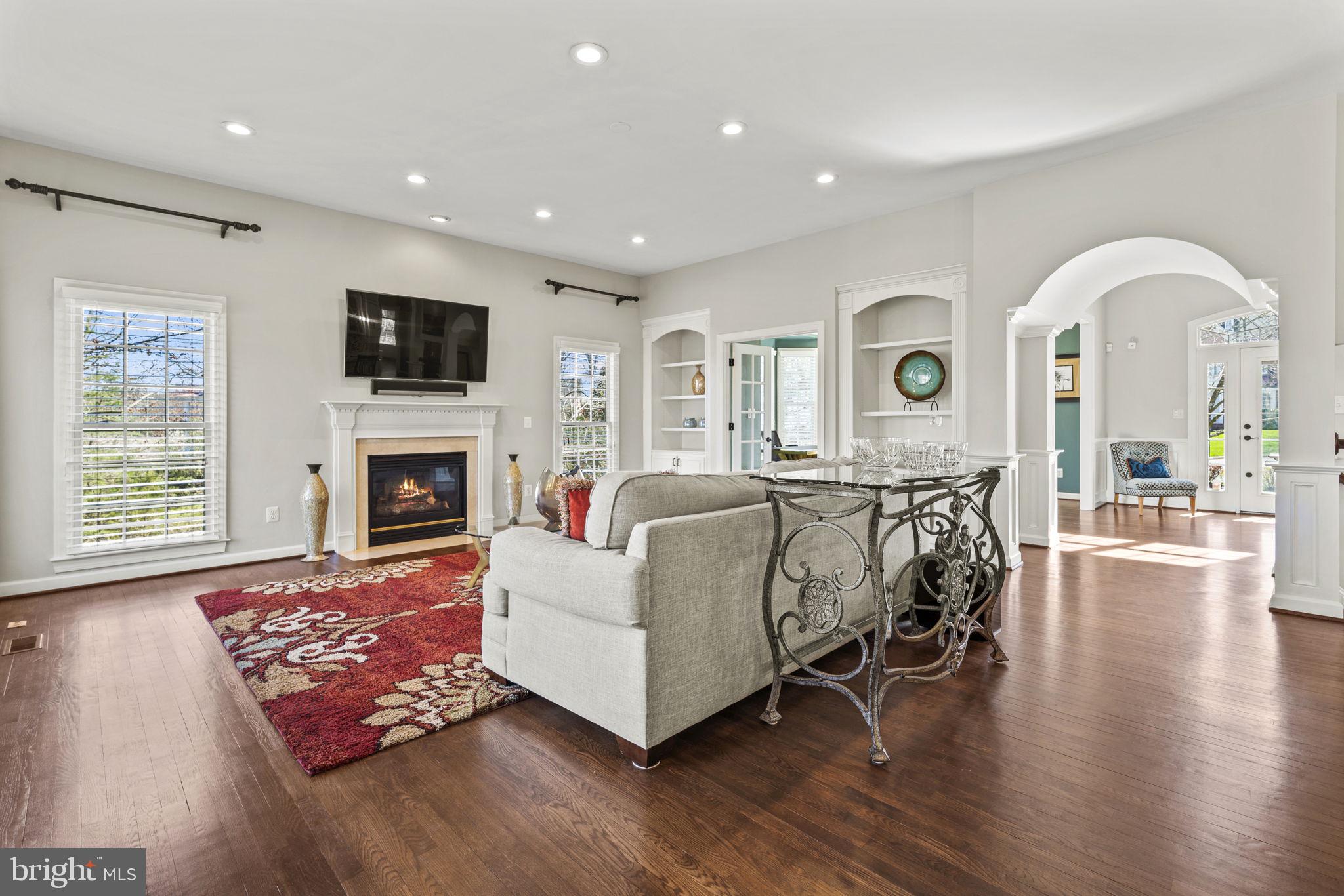 NORTHLAKE - Residential