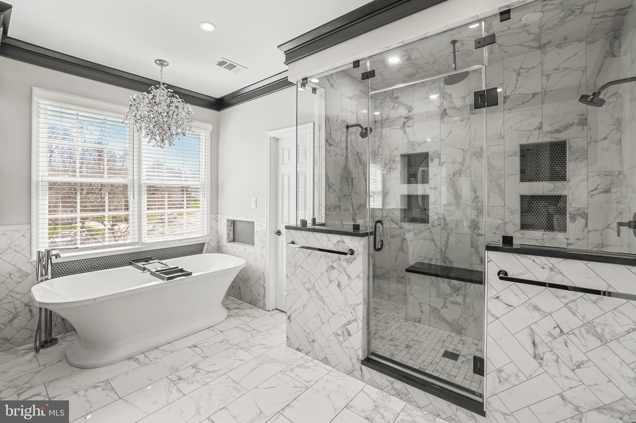 NORTHLAKE - Residential