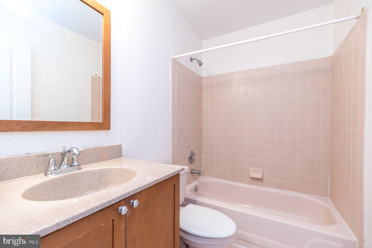 GWYNEDD POINTE - Residential