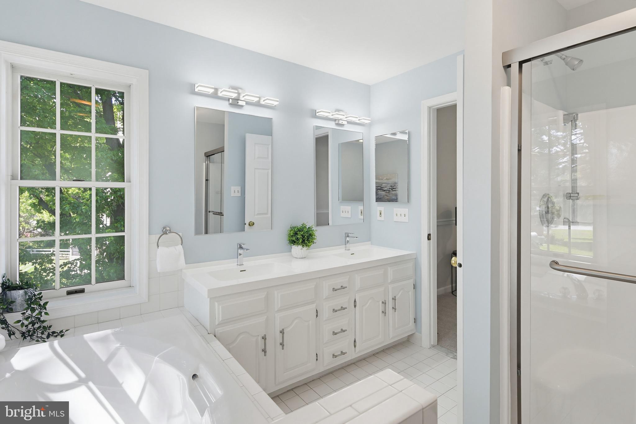 LINWOOD - Residential