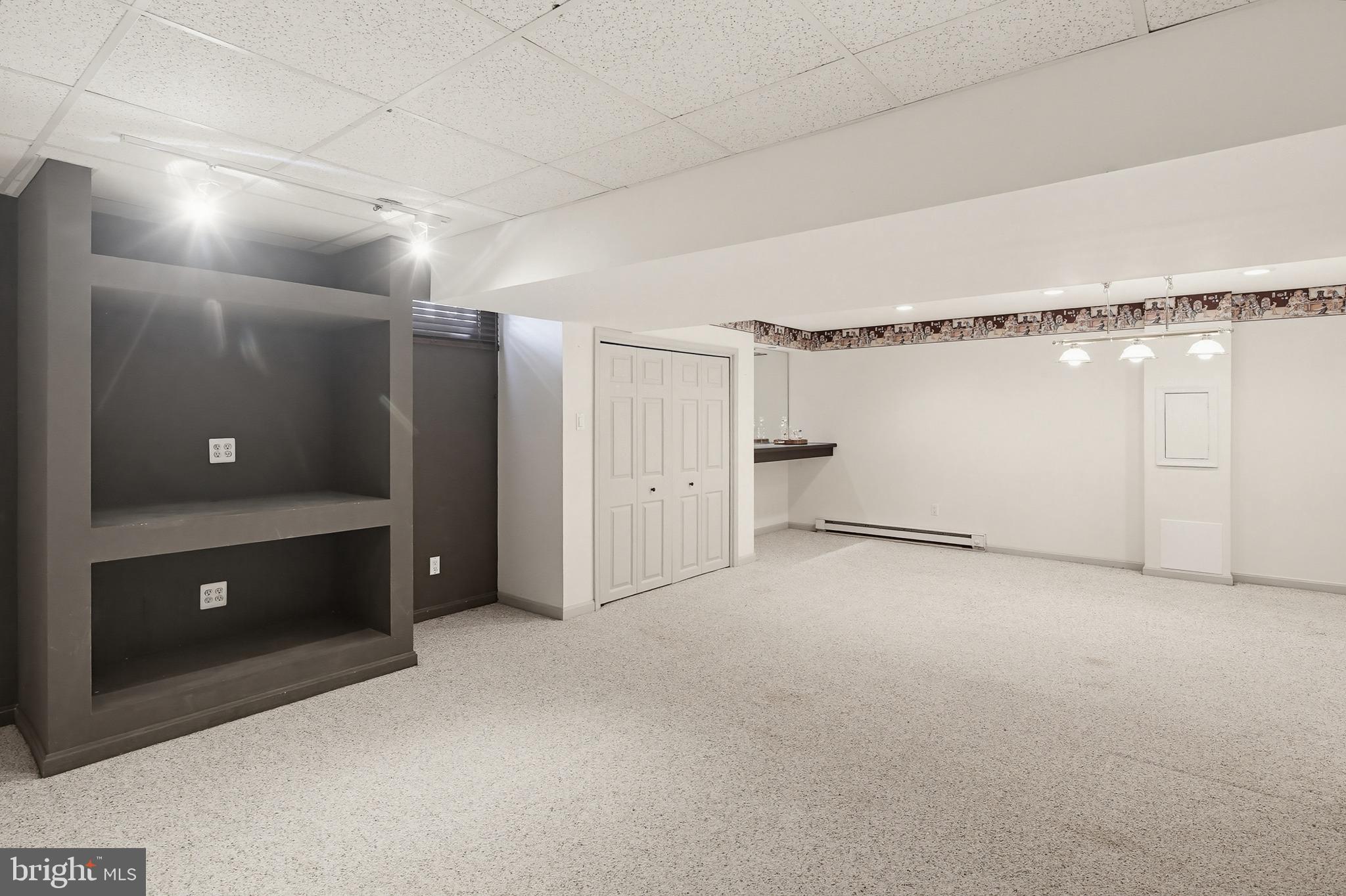 LINWOOD - Residential