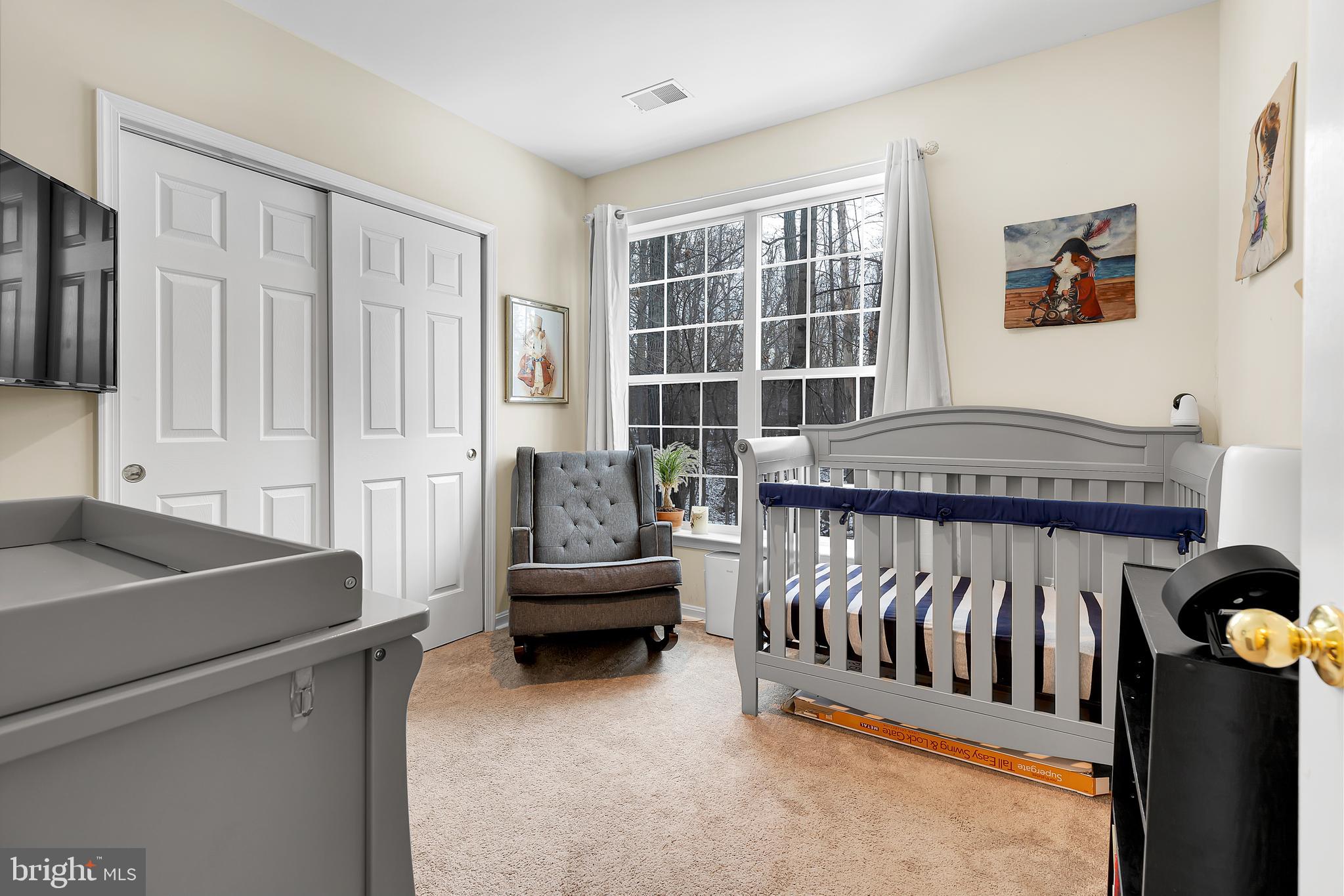 HOLLINGTON AT THE POINTE - Residential