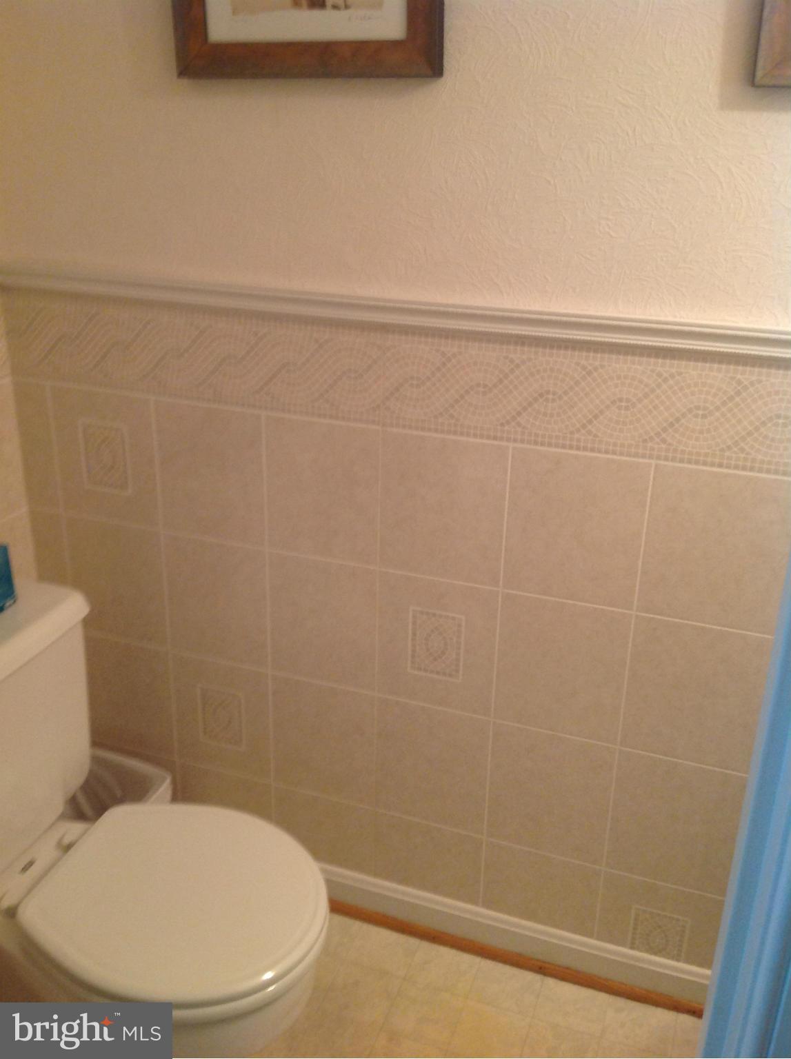 HICKORY RIDGE LA PLATA - Residential Lease