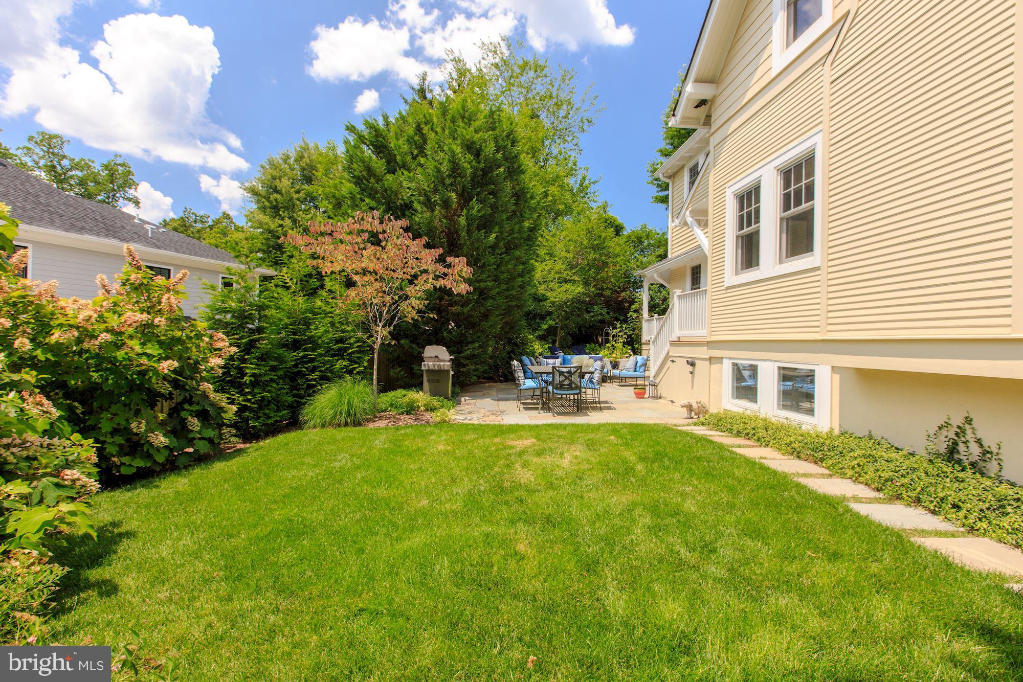 NORTH ARLINGTON - Residential