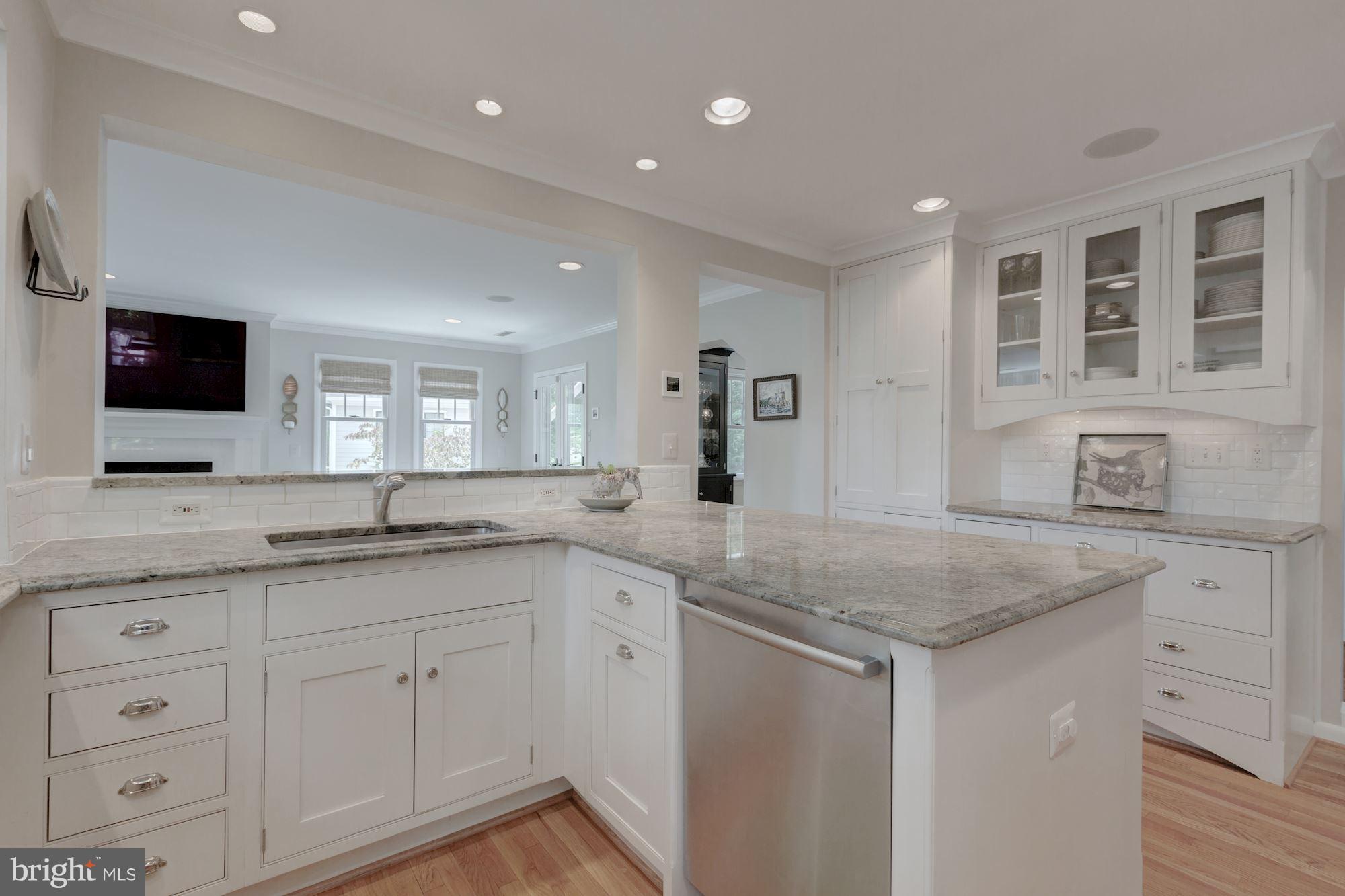 NORTH ARLINGTON - Residential