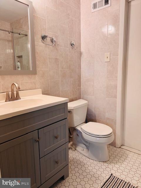 LAUREL HILLS - Residential