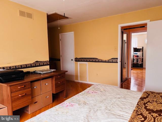 LAUREL HILLS - Residential